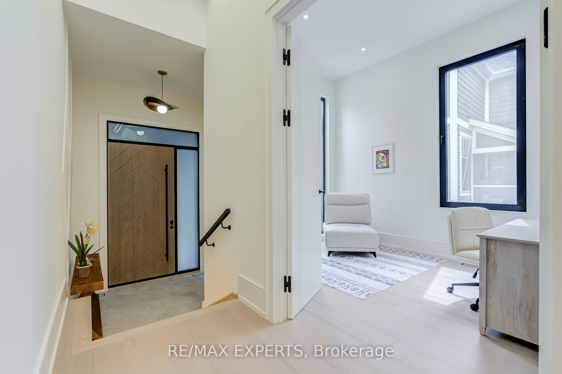 84 Mosley Street Property Photo 4