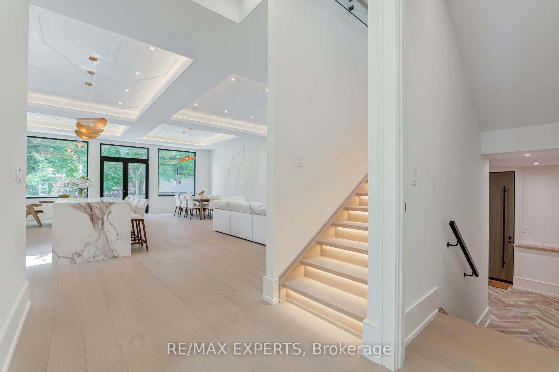 84 Mosley Street Property Photo 6