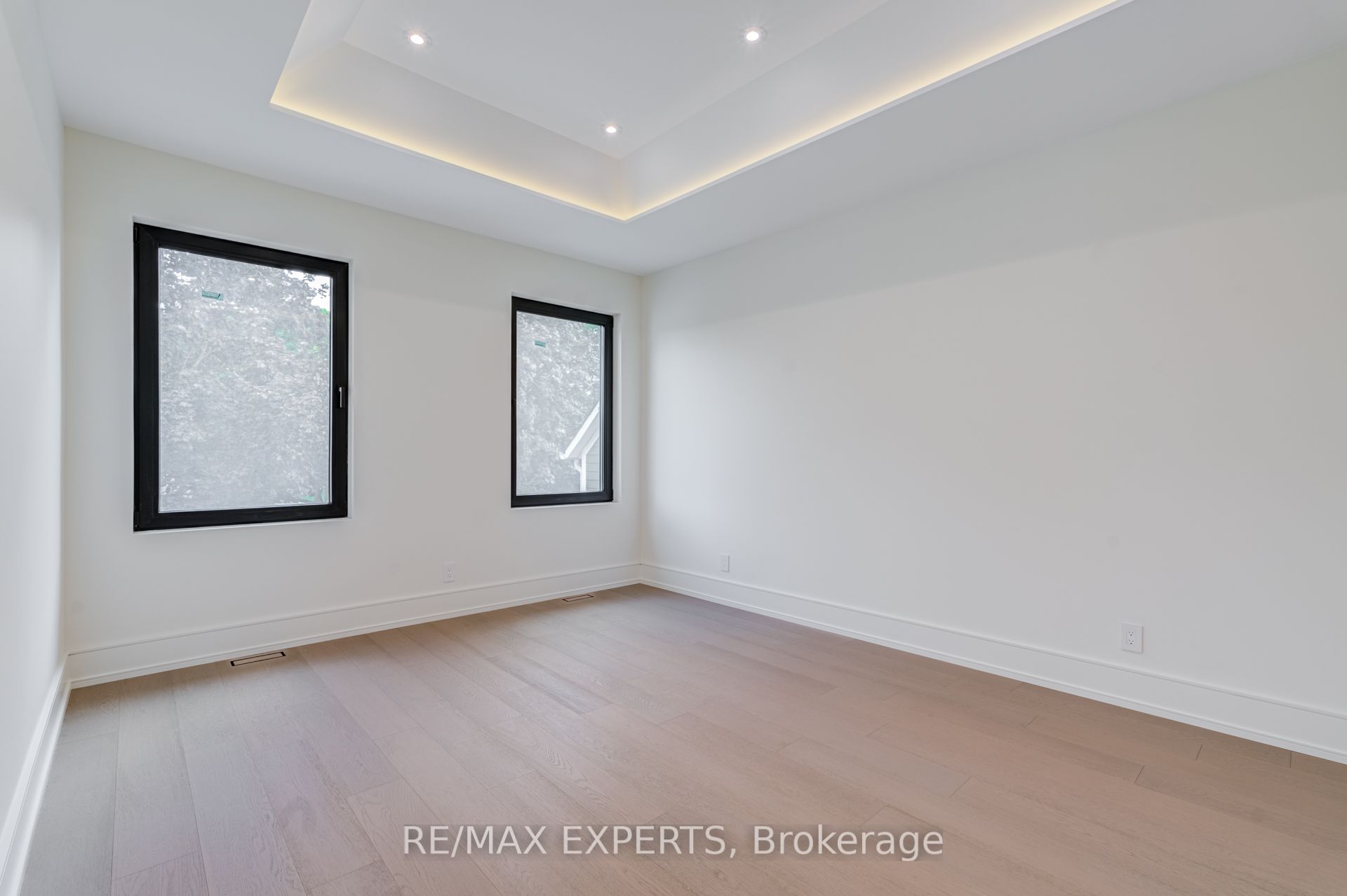 84 Mosley Street Property Photo 31
