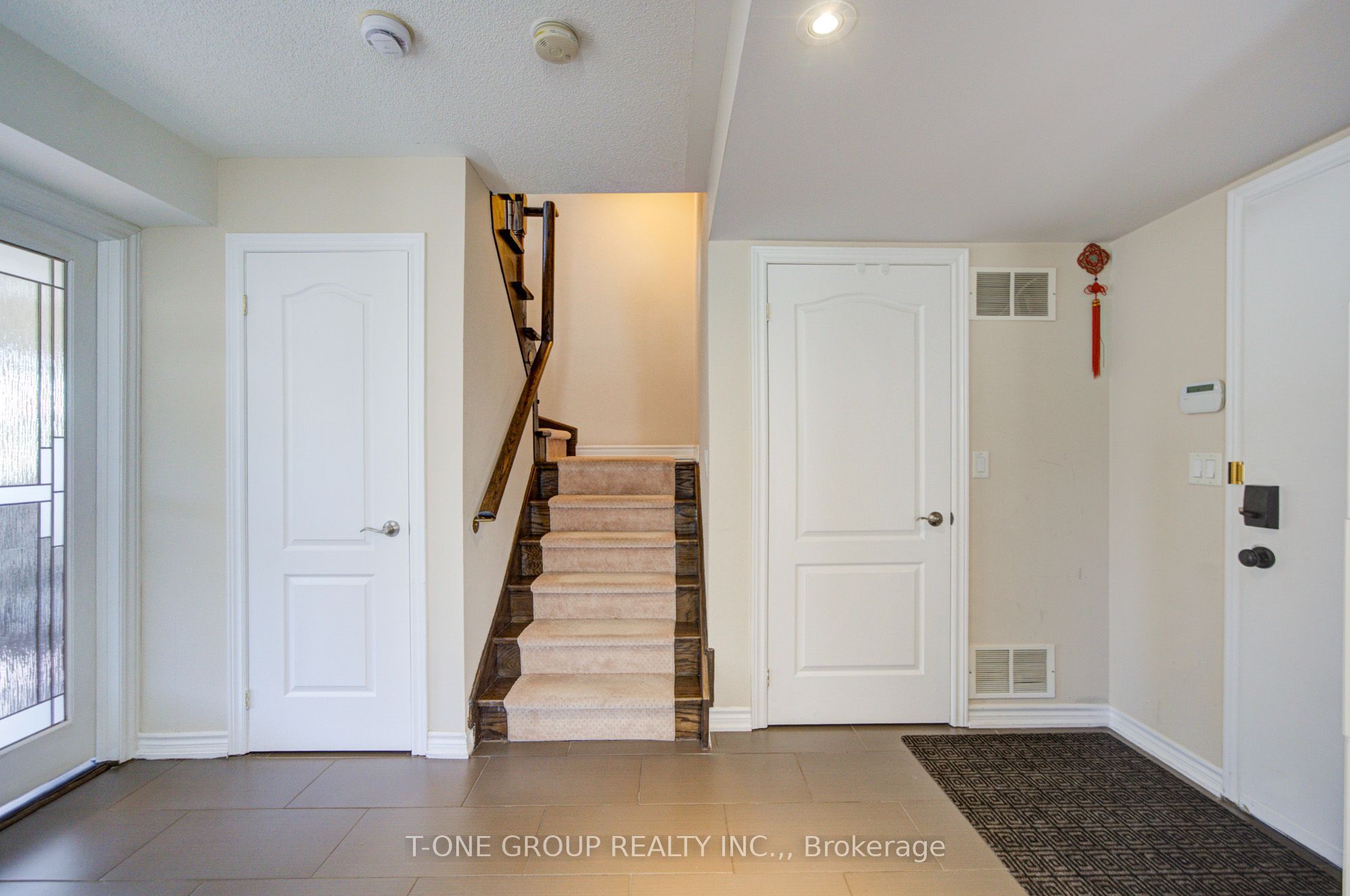 9133 Bayview Avenue 85 Property Photo 7