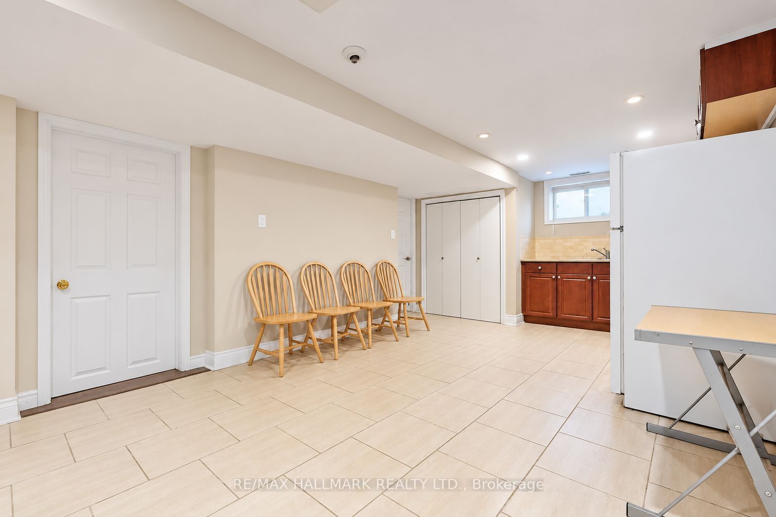 28 Lake Avenue Property Photo 10