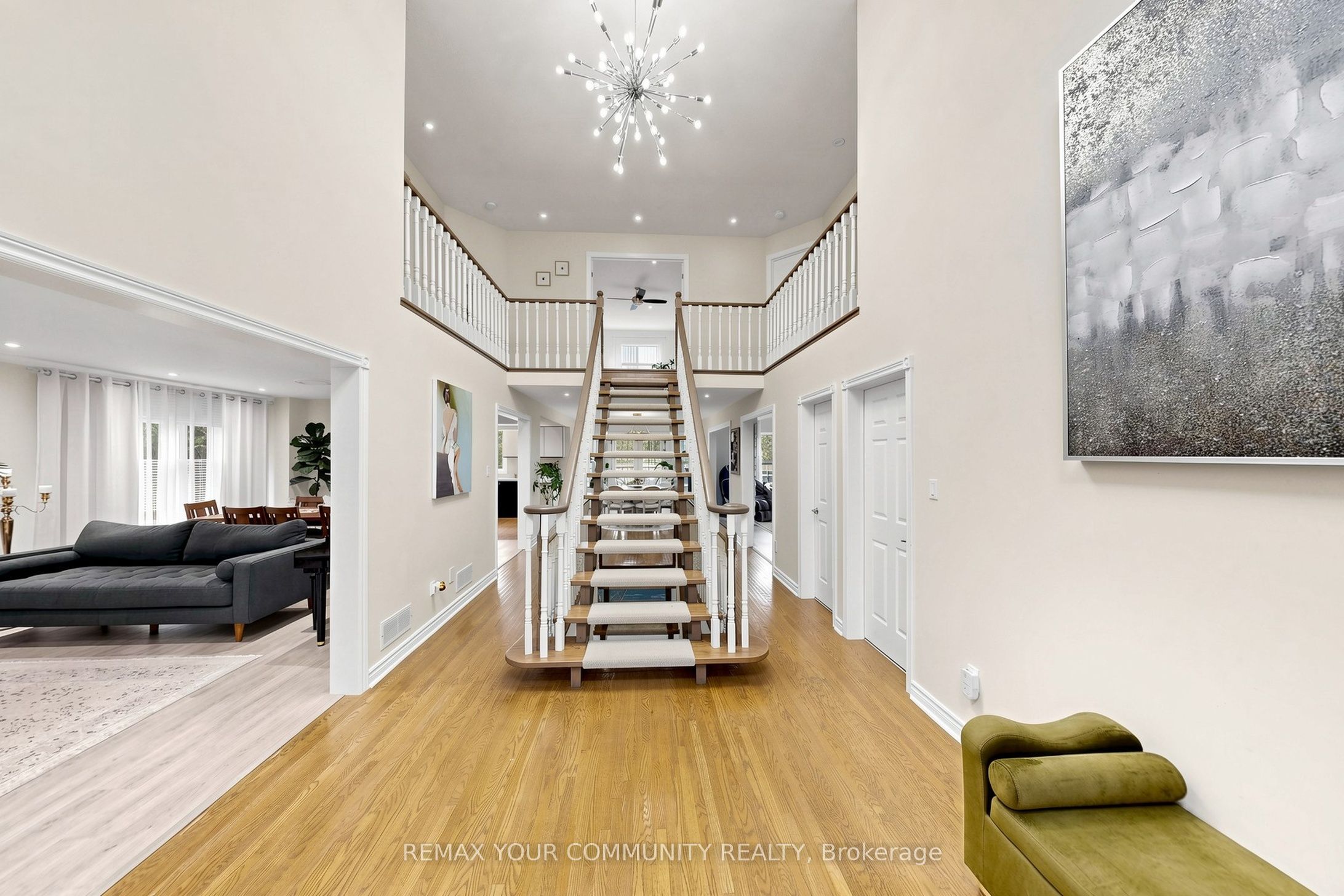6 Bombay Court Property Photo 17