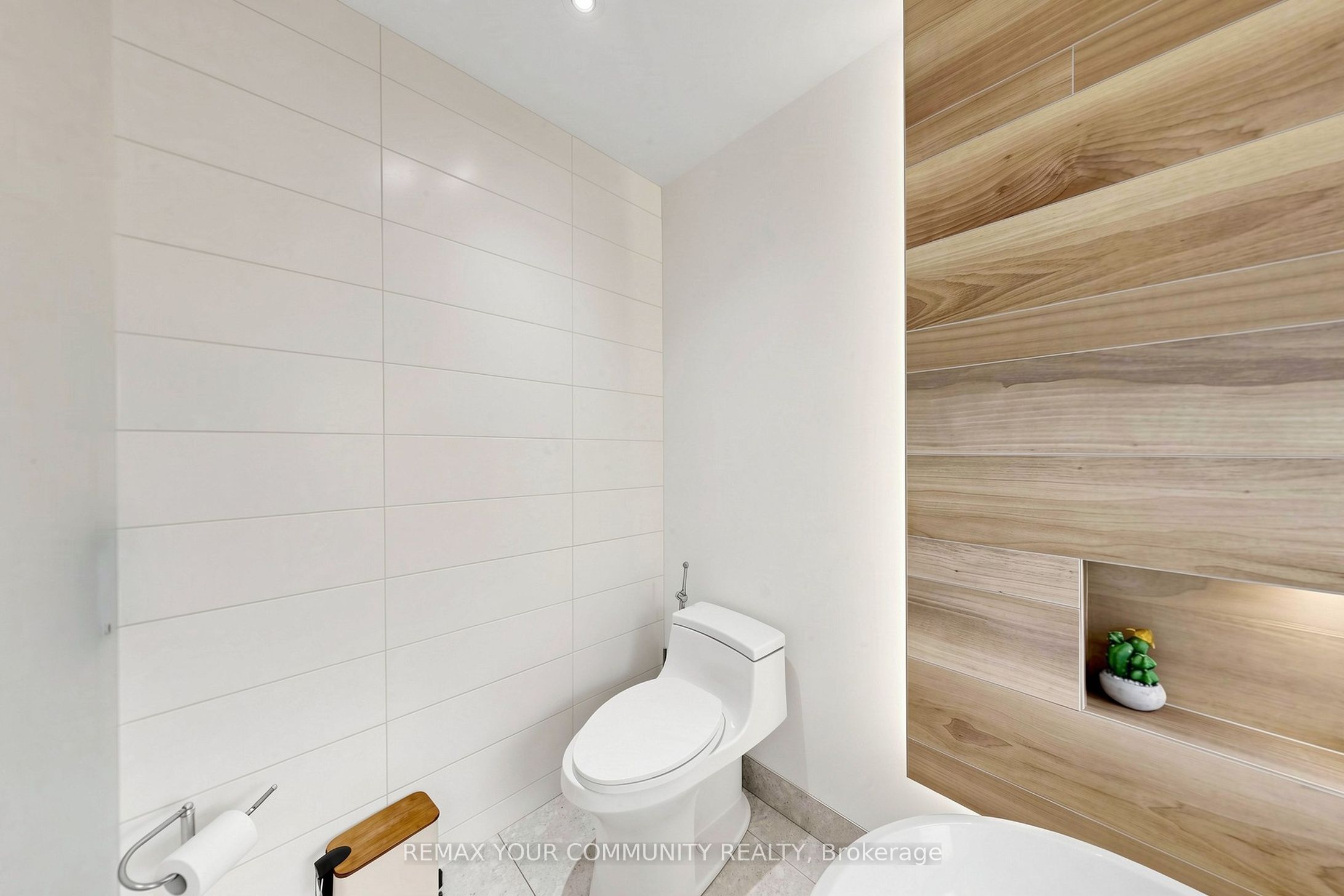 6 Bombay Court Property Photo 23