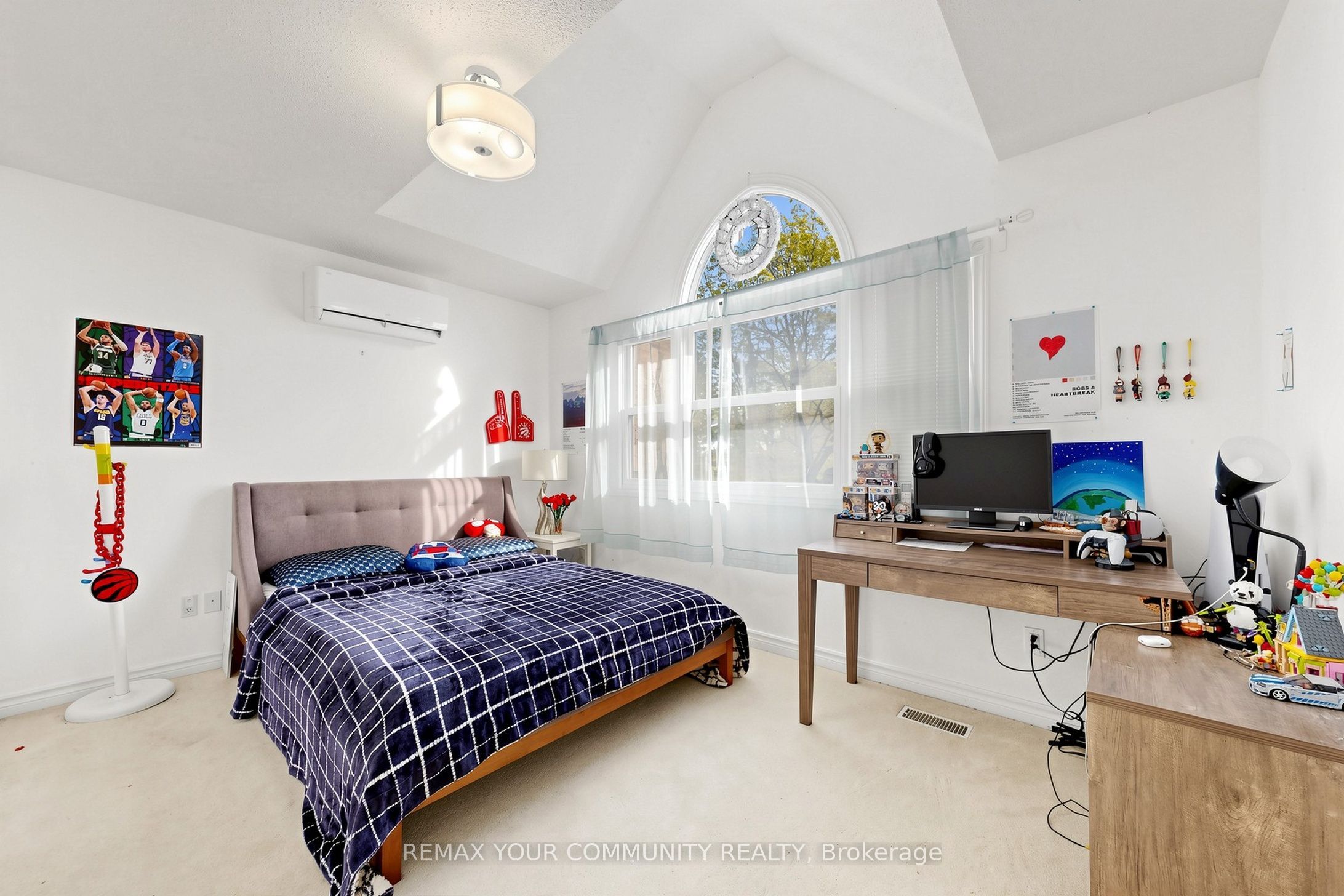 6 Bombay Court Property Photo 26