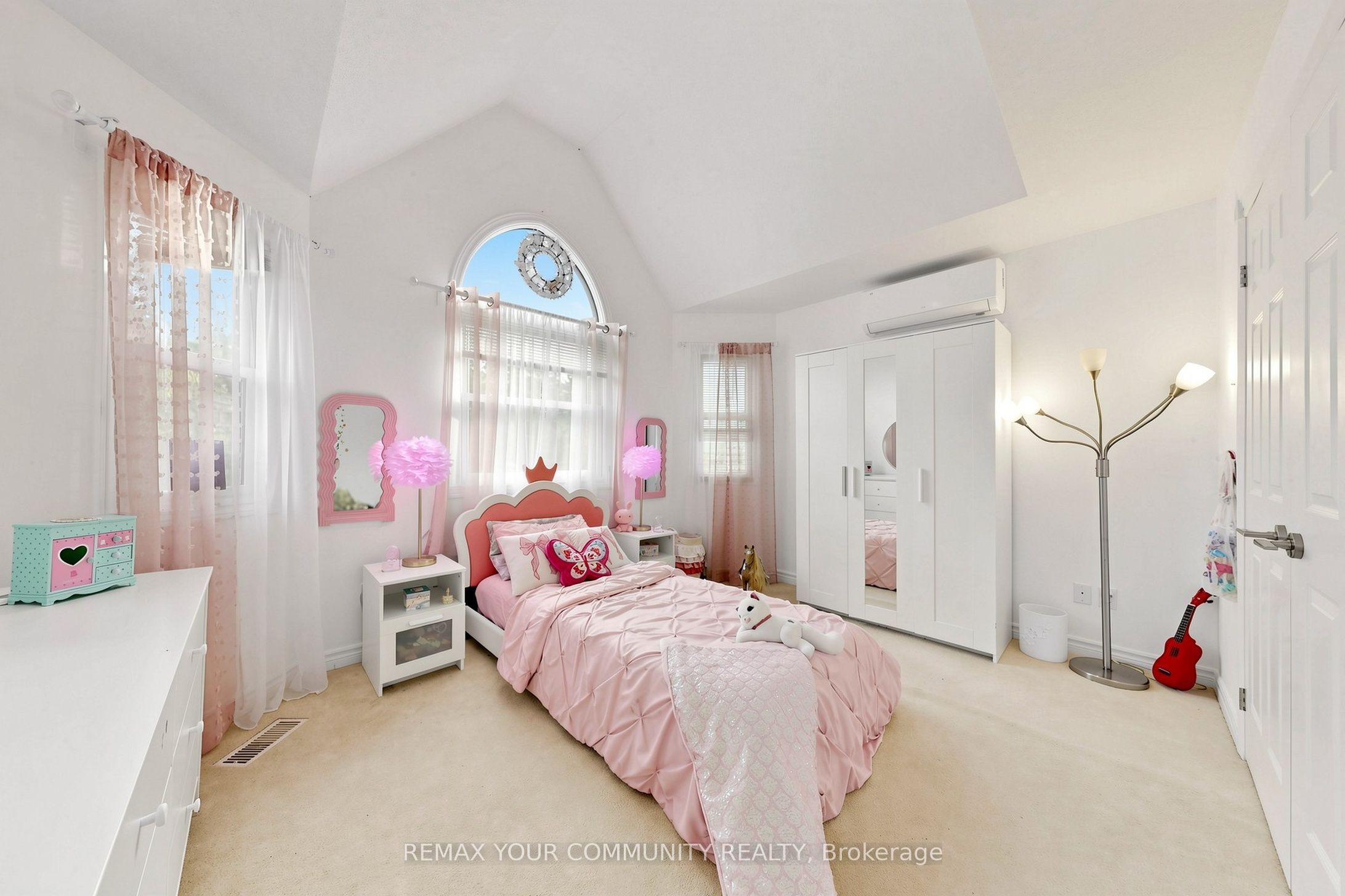 6 Bombay Court Property Photo 31