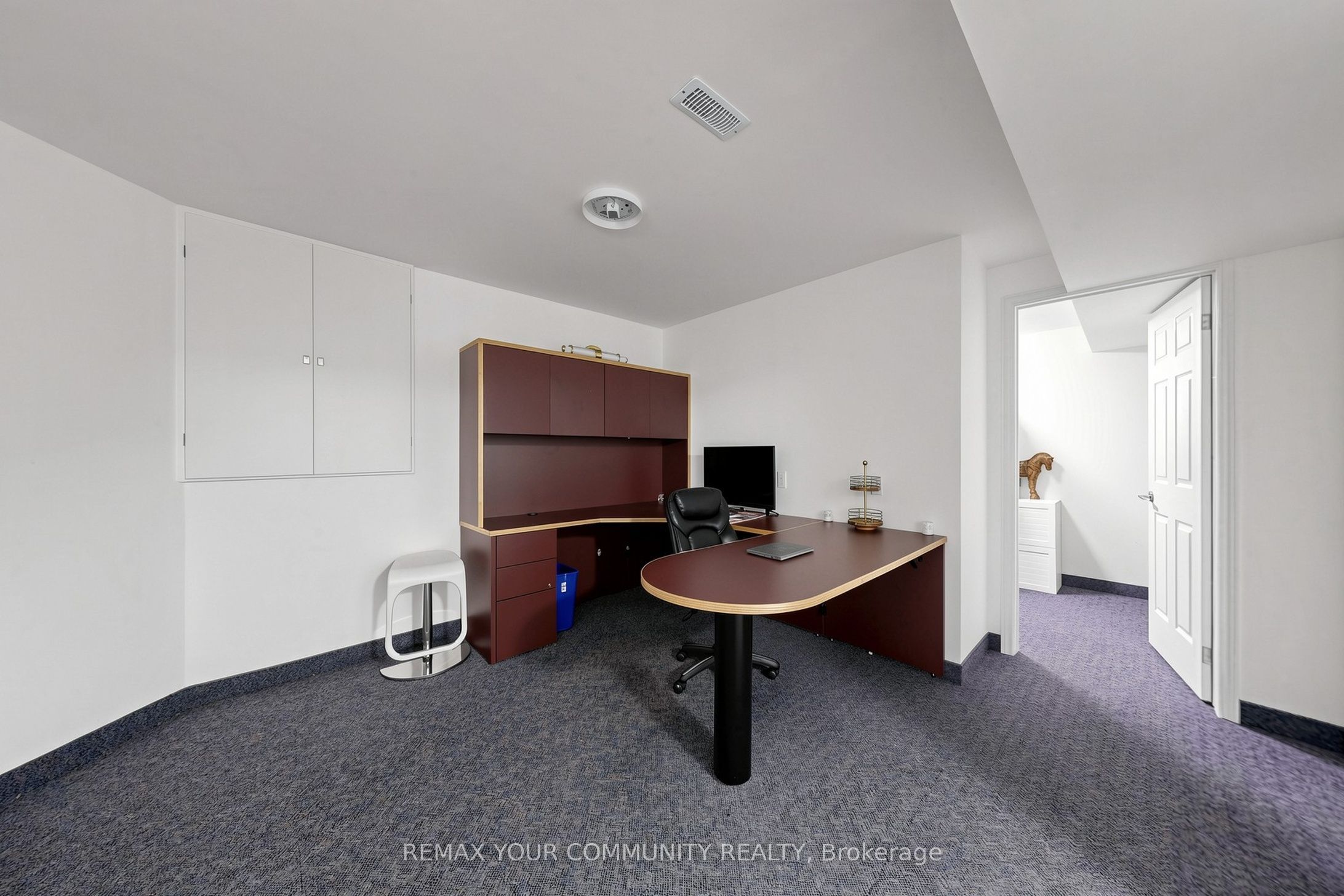 6 Bombay Court Property Photo 40