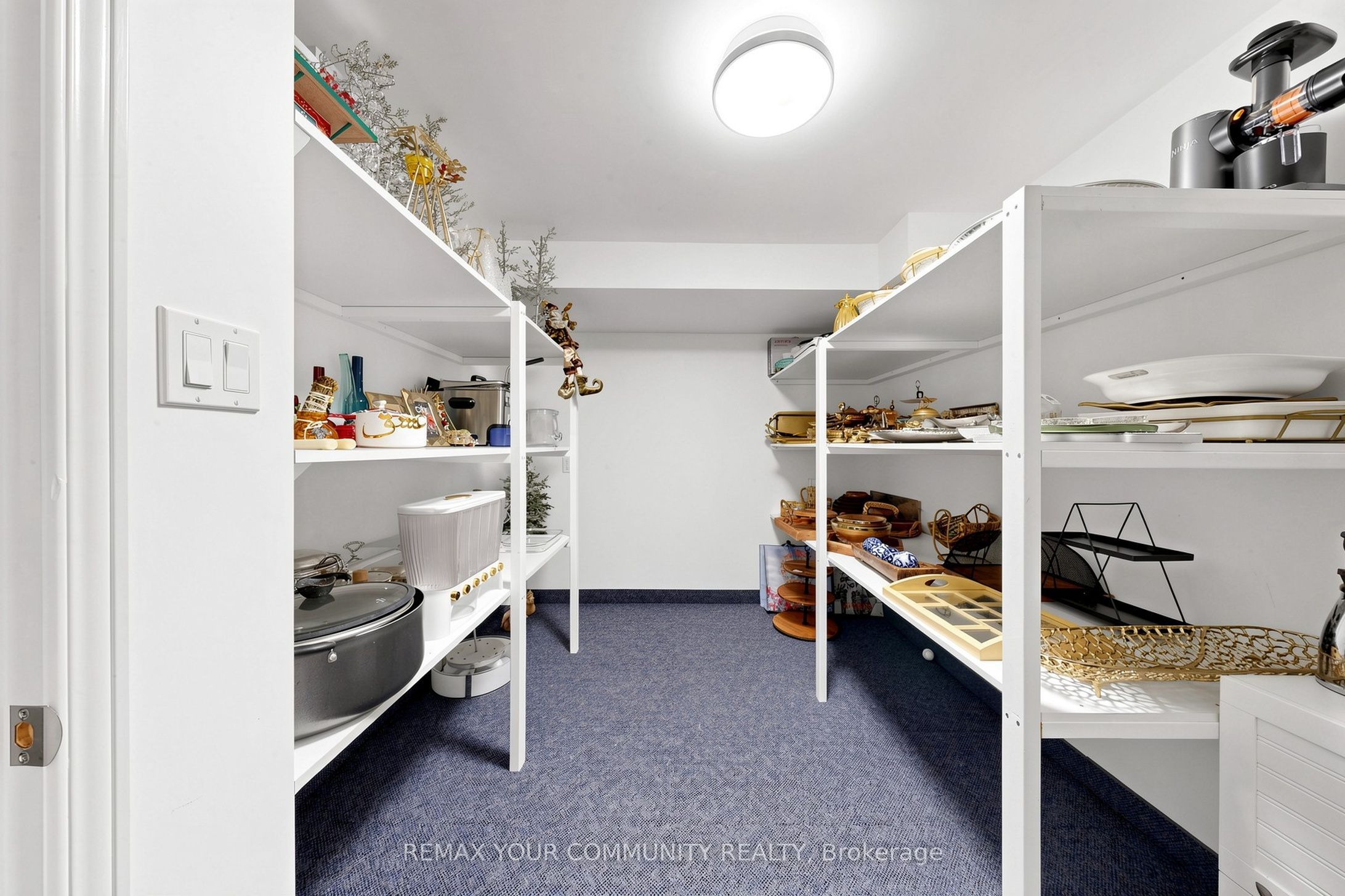 6 Bombay Court Property Photo 41