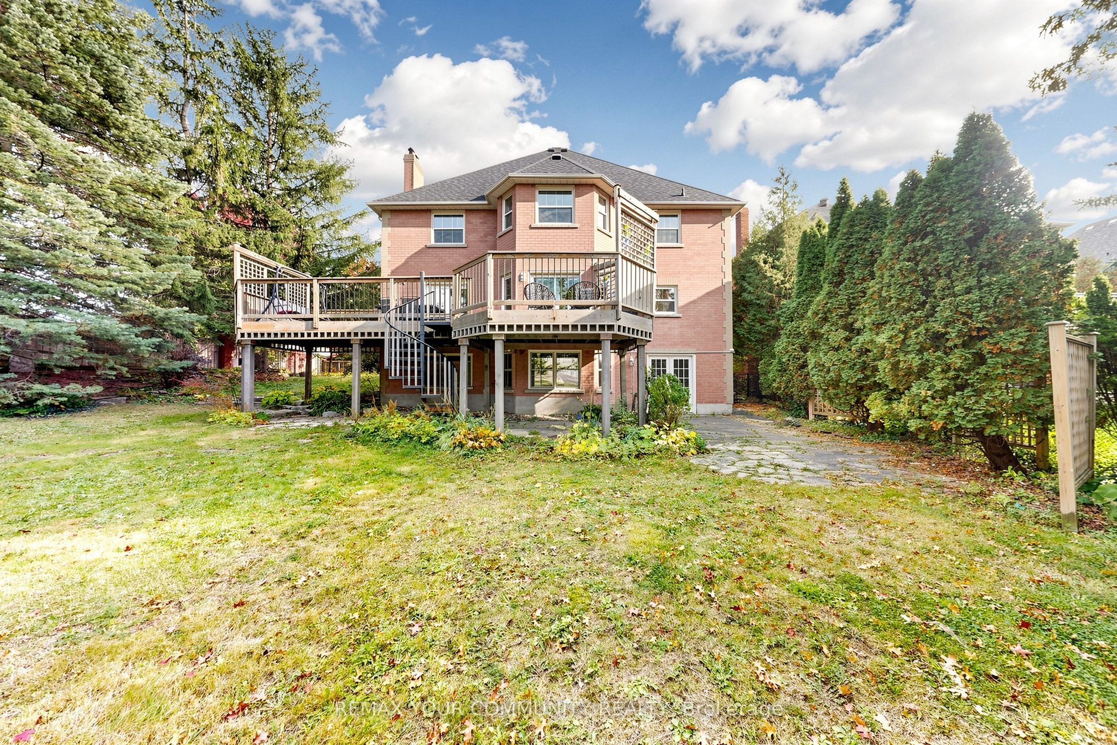 6 Bombay Court Property Photo 45