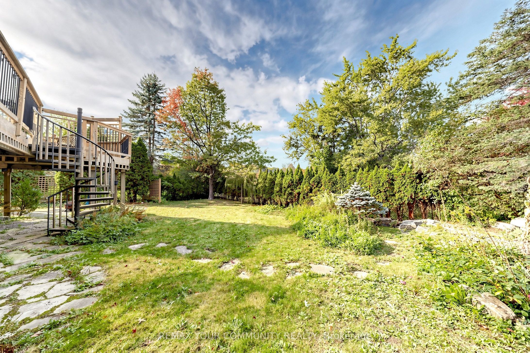 6 Bombay Court Property Photo 48