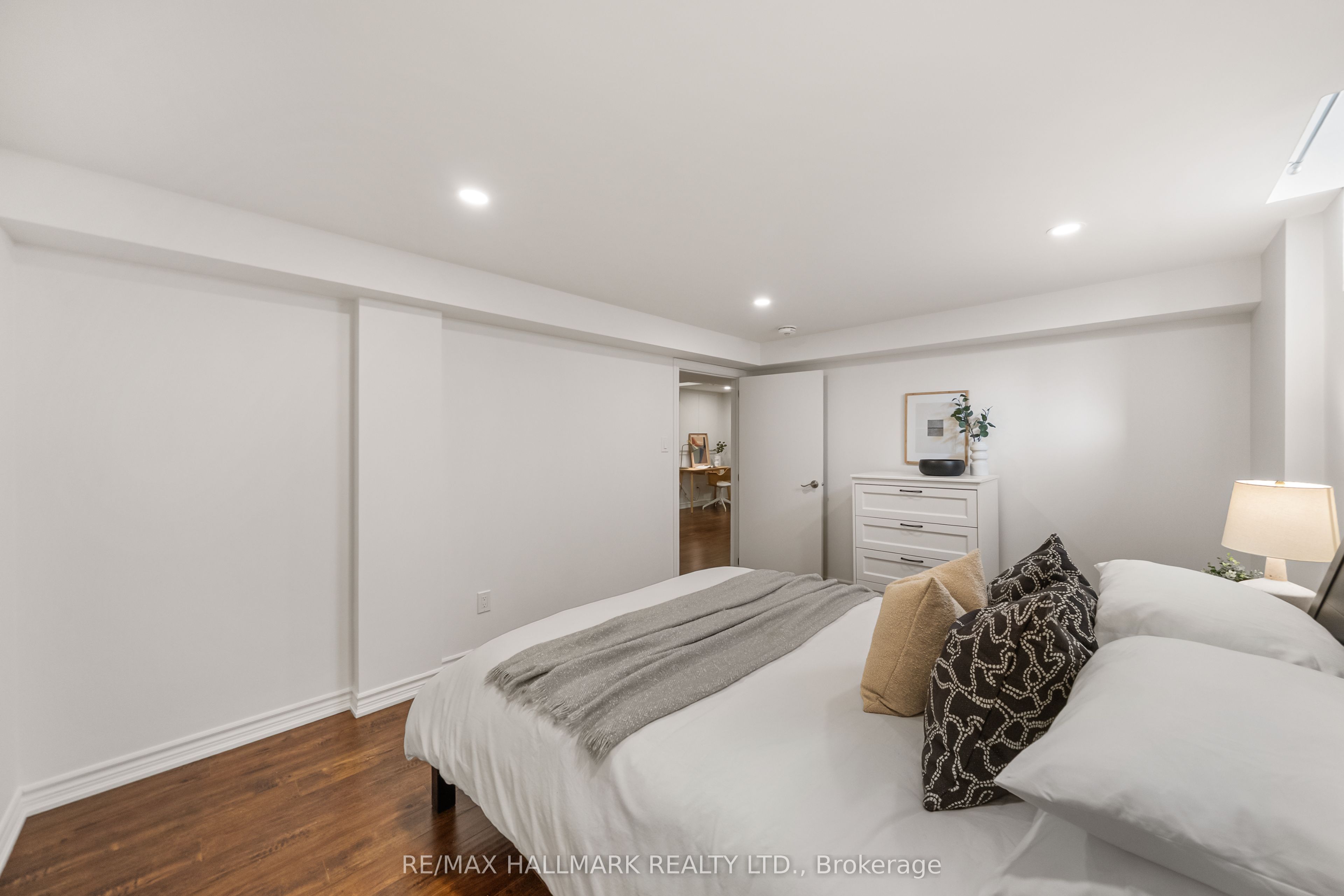 5 Chumleigh Crescent Property Photo 35
