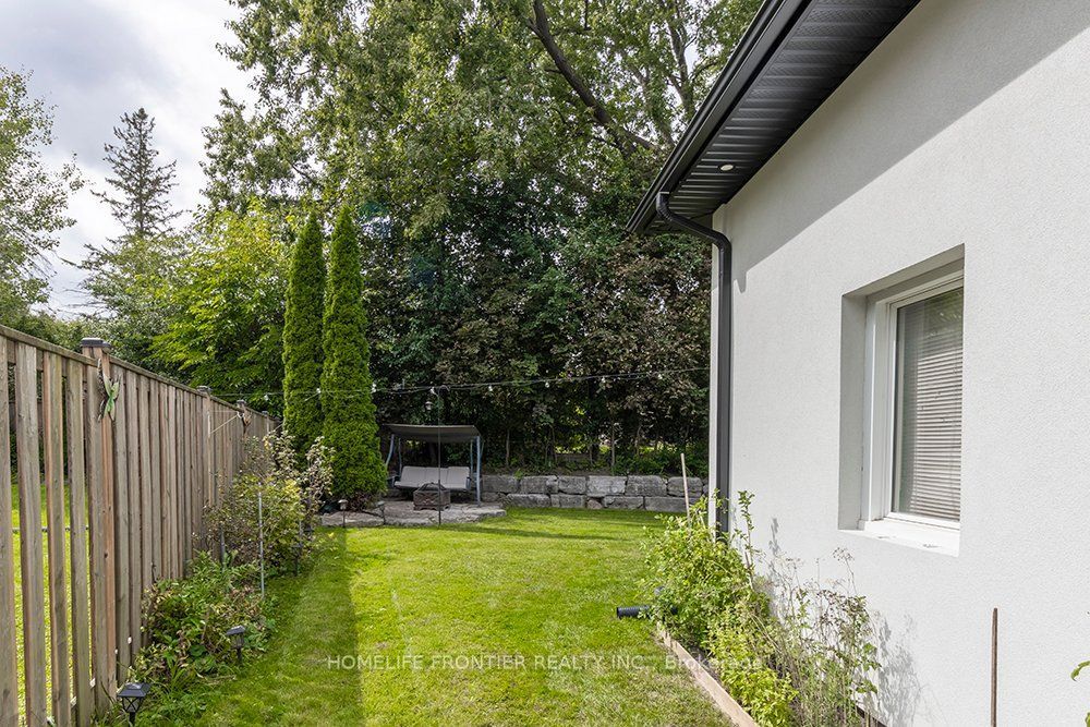 32 Davidson Road Property Photo 6