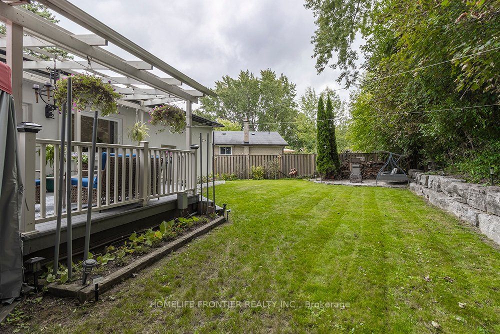 32 Davidson Road Property Photo 9