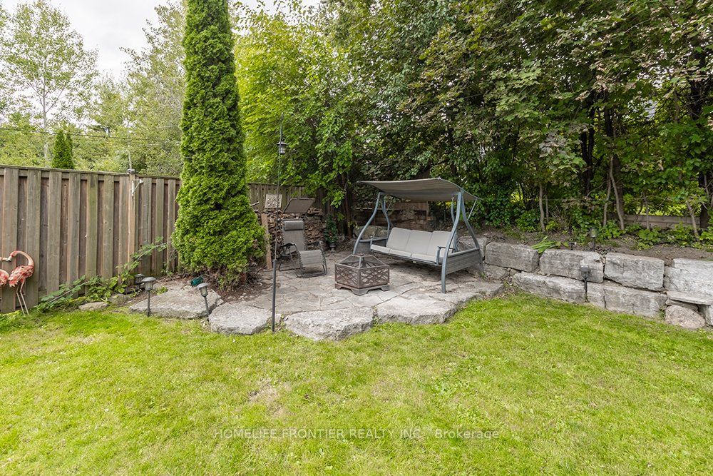 32 Davidson Road Property Photo 45