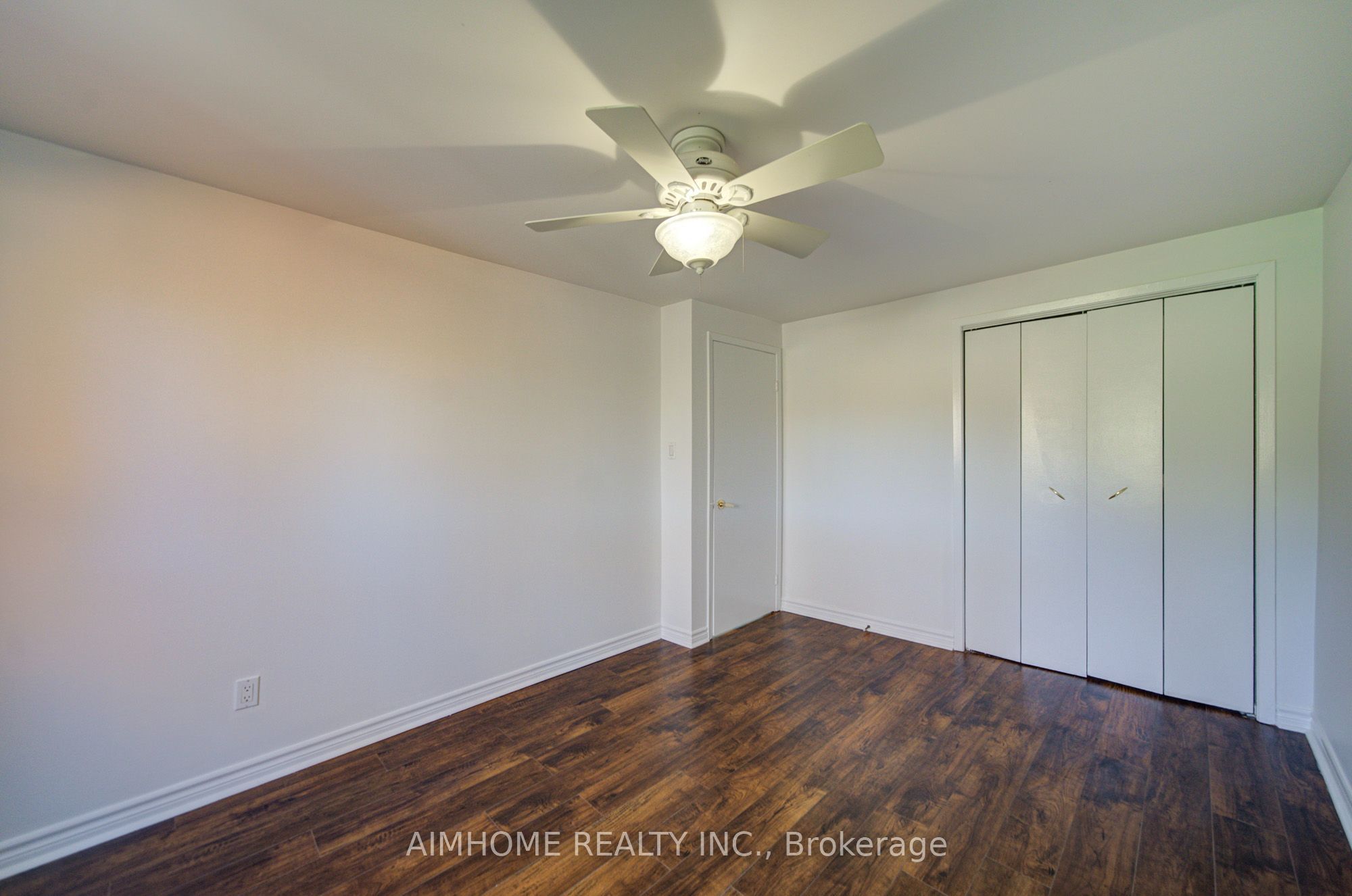 34 Stately Way Property Photo 19