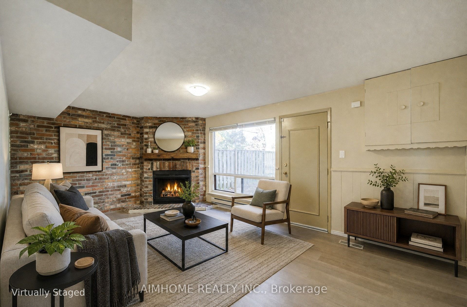 34 Stately Way Property Photo 27