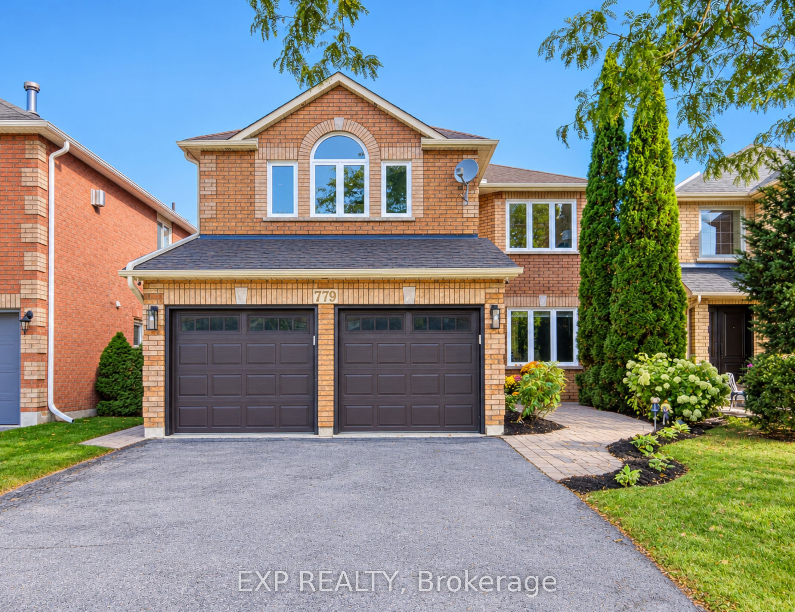 779 Mclaren Street Property Photo 1