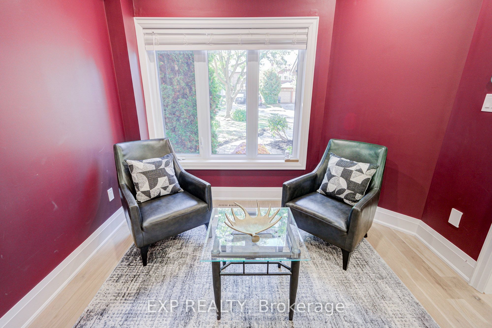 779 Mclaren Street Property Photo 5