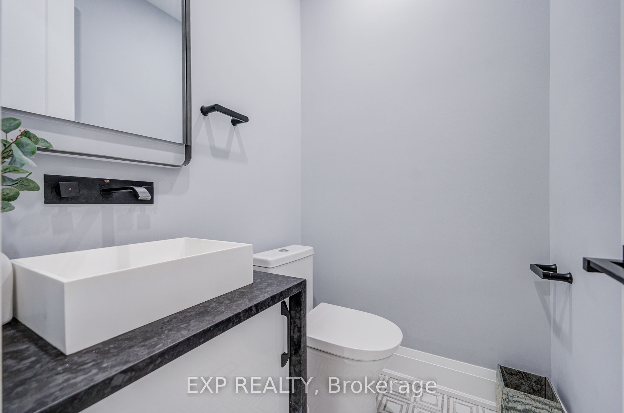 779 Mclaren Street Property Photo 23