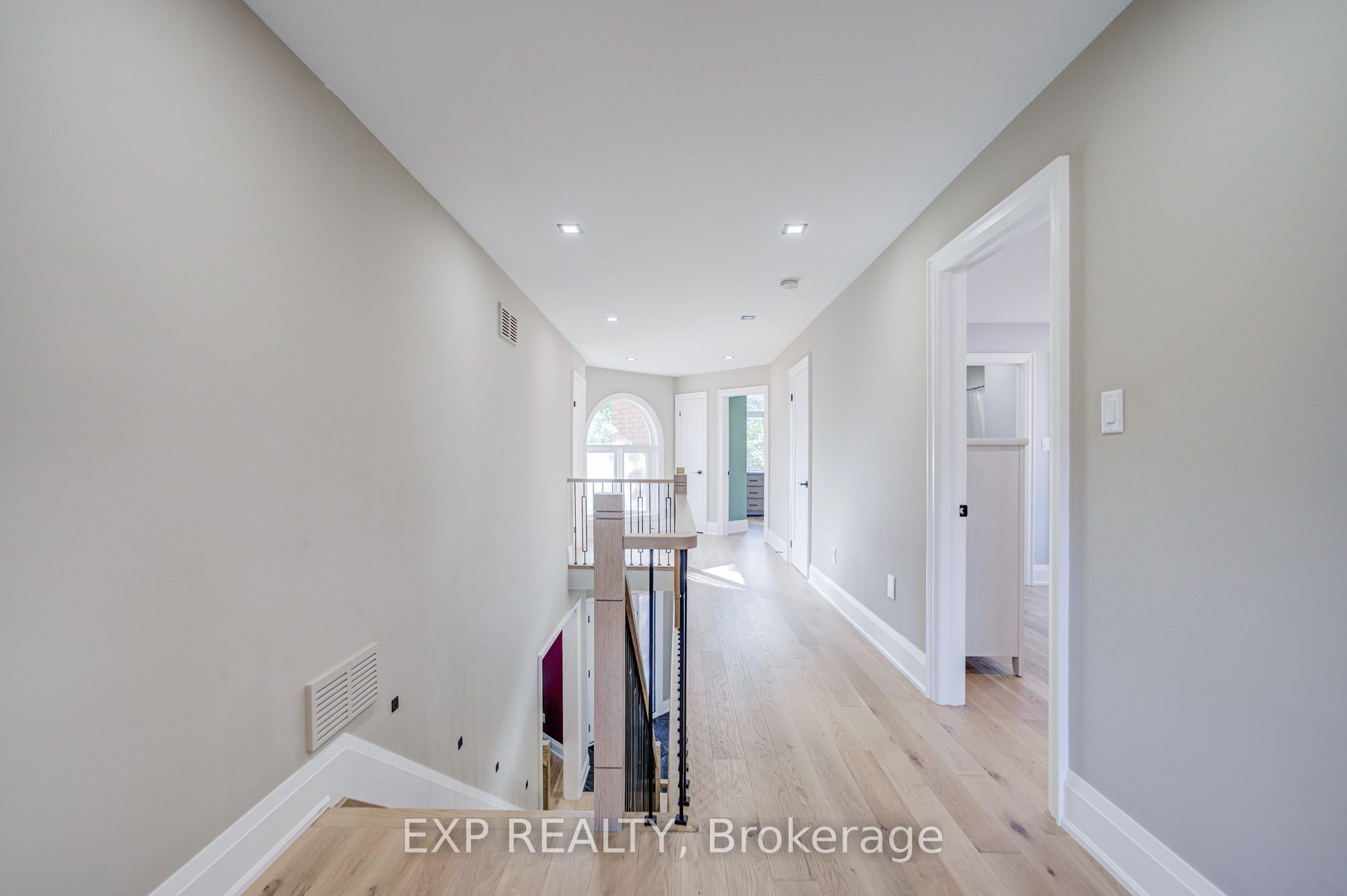 779 Mclaren Street Property Photo 30