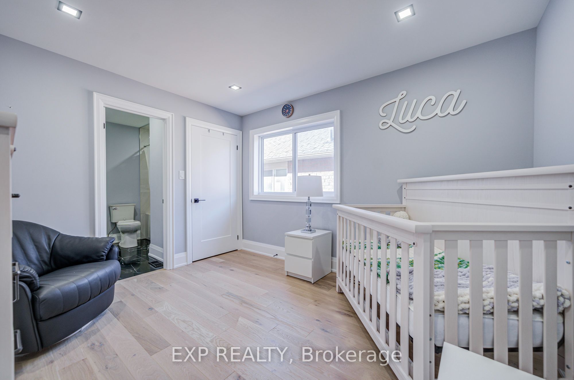 779 Mclaren Street Property Photo 31