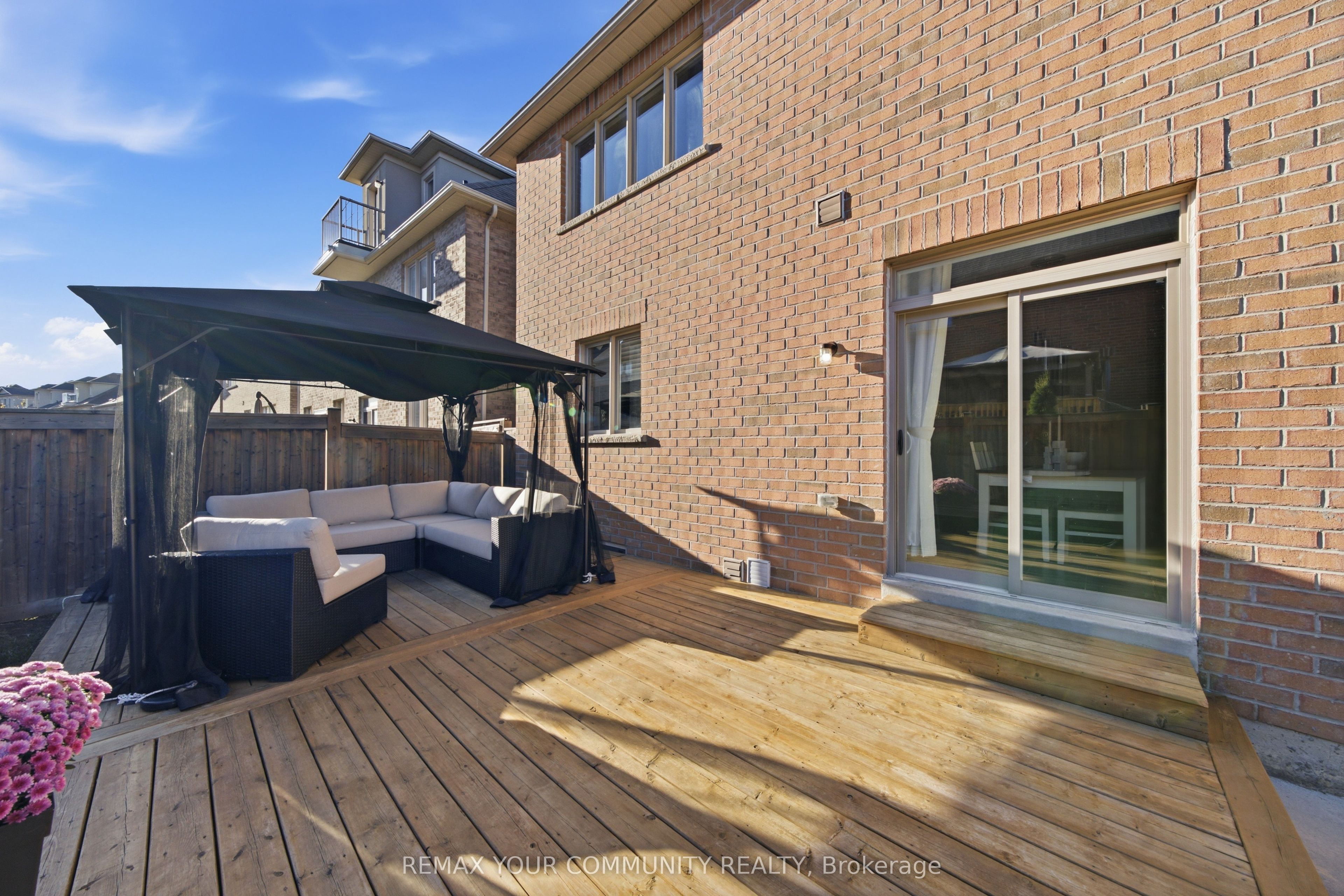 1042 Wilbur Pipher Circle Property Photo 32