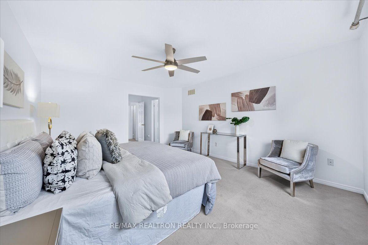 106 Lowther Avenue Property Photo 31