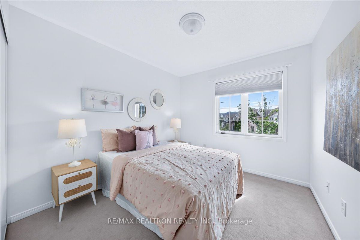 106 Lowther Avenue Property Photo 35