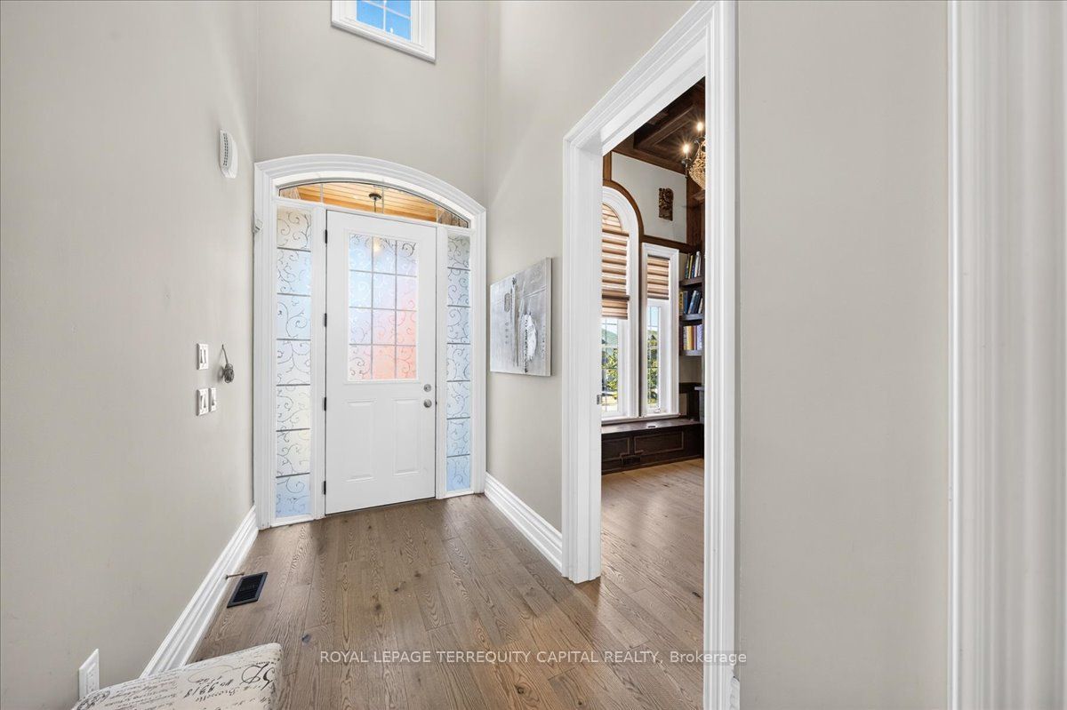 613 Clifford Perry Place Property Photo 6