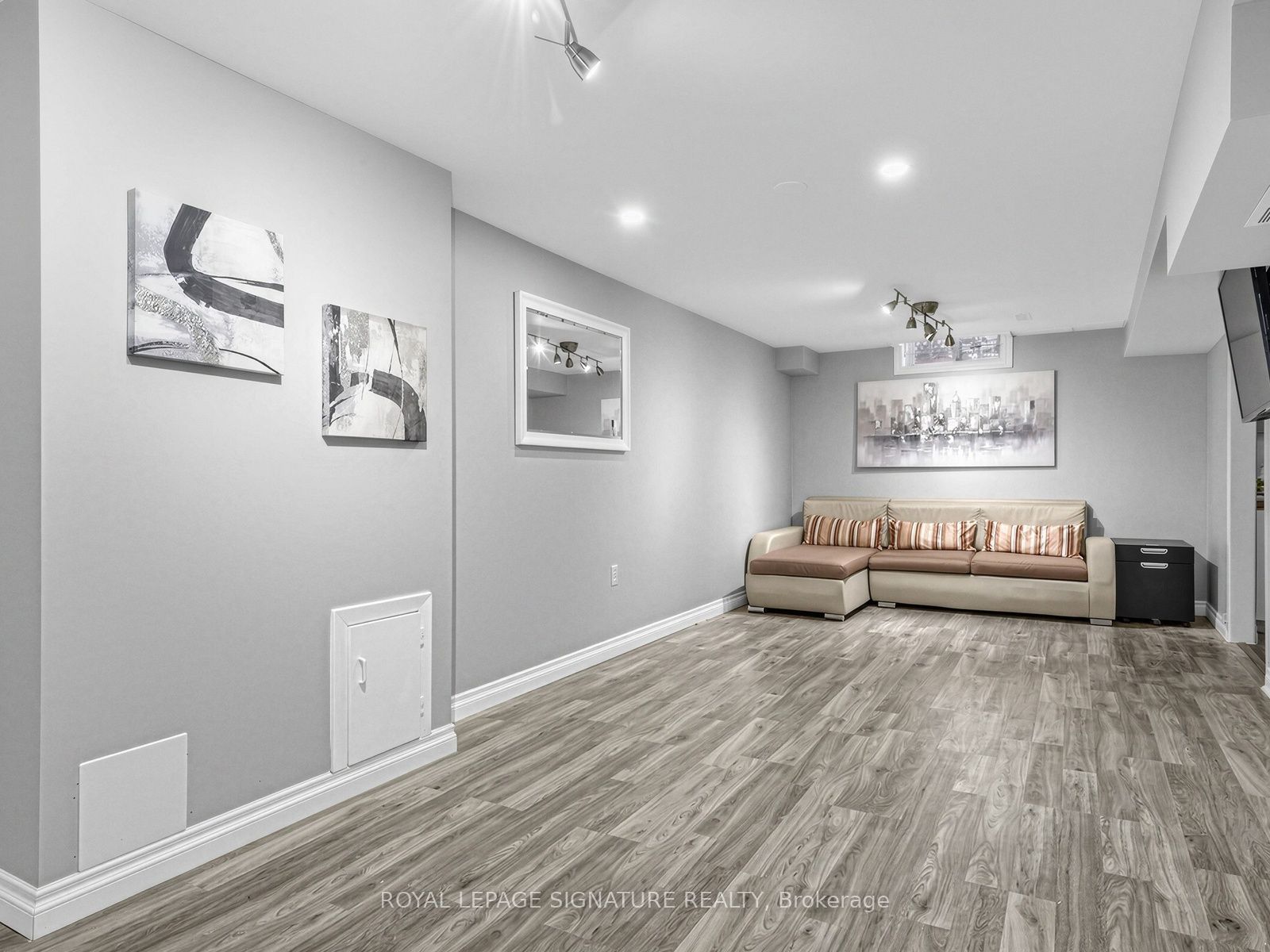 12 Strathmore Drive Property Photo 29