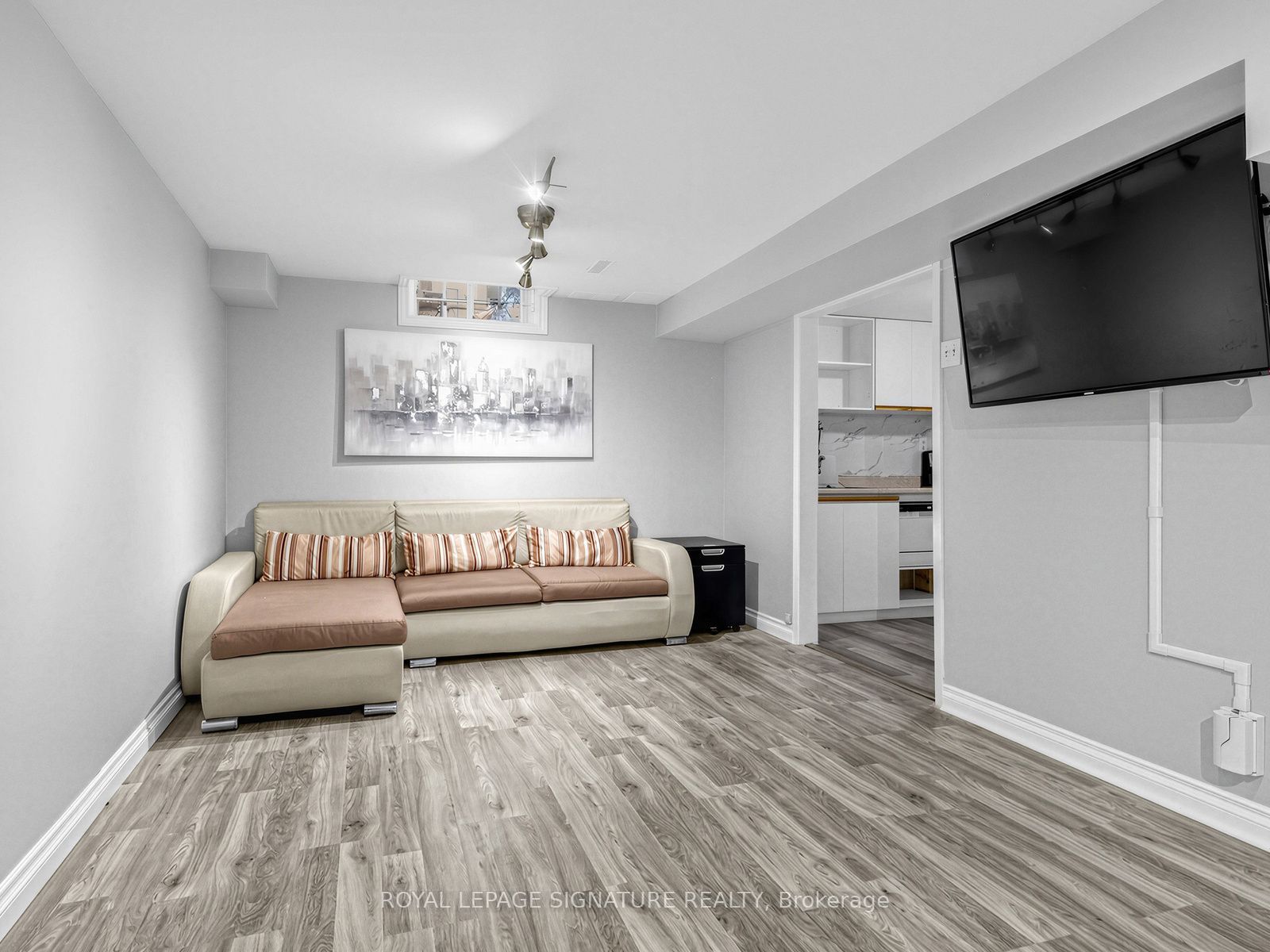 12 Strathmore Drive Property Photo 30