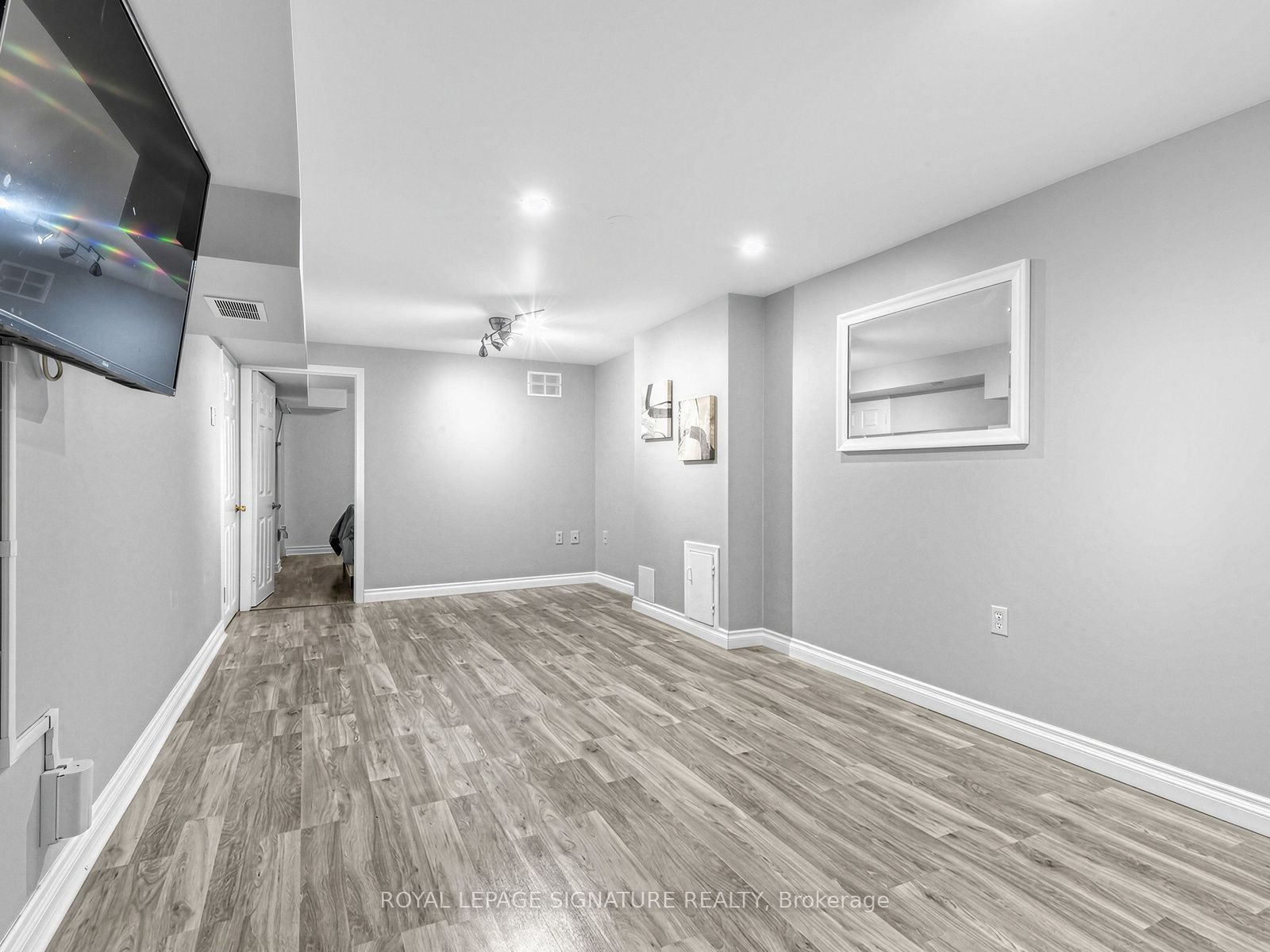 12 Strathmore Drive Property Photo 31