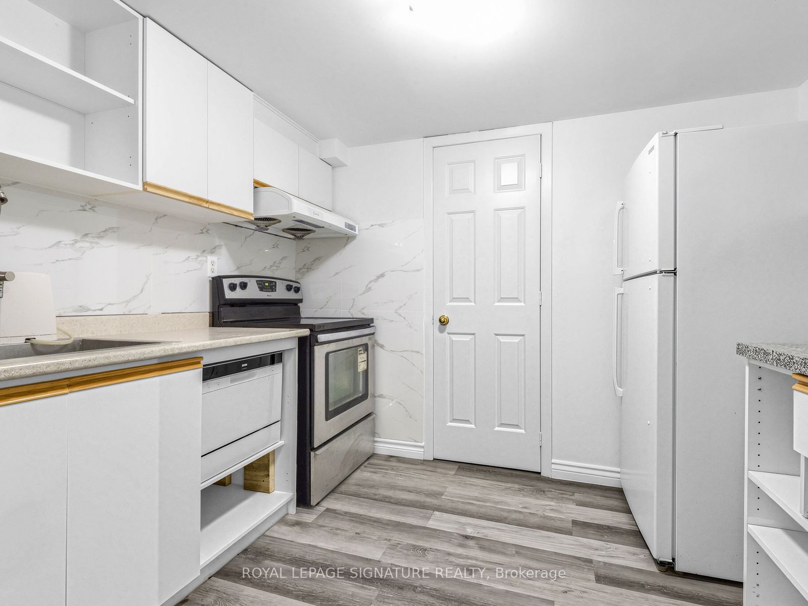 12 Strathmore Drive Property Photo 32