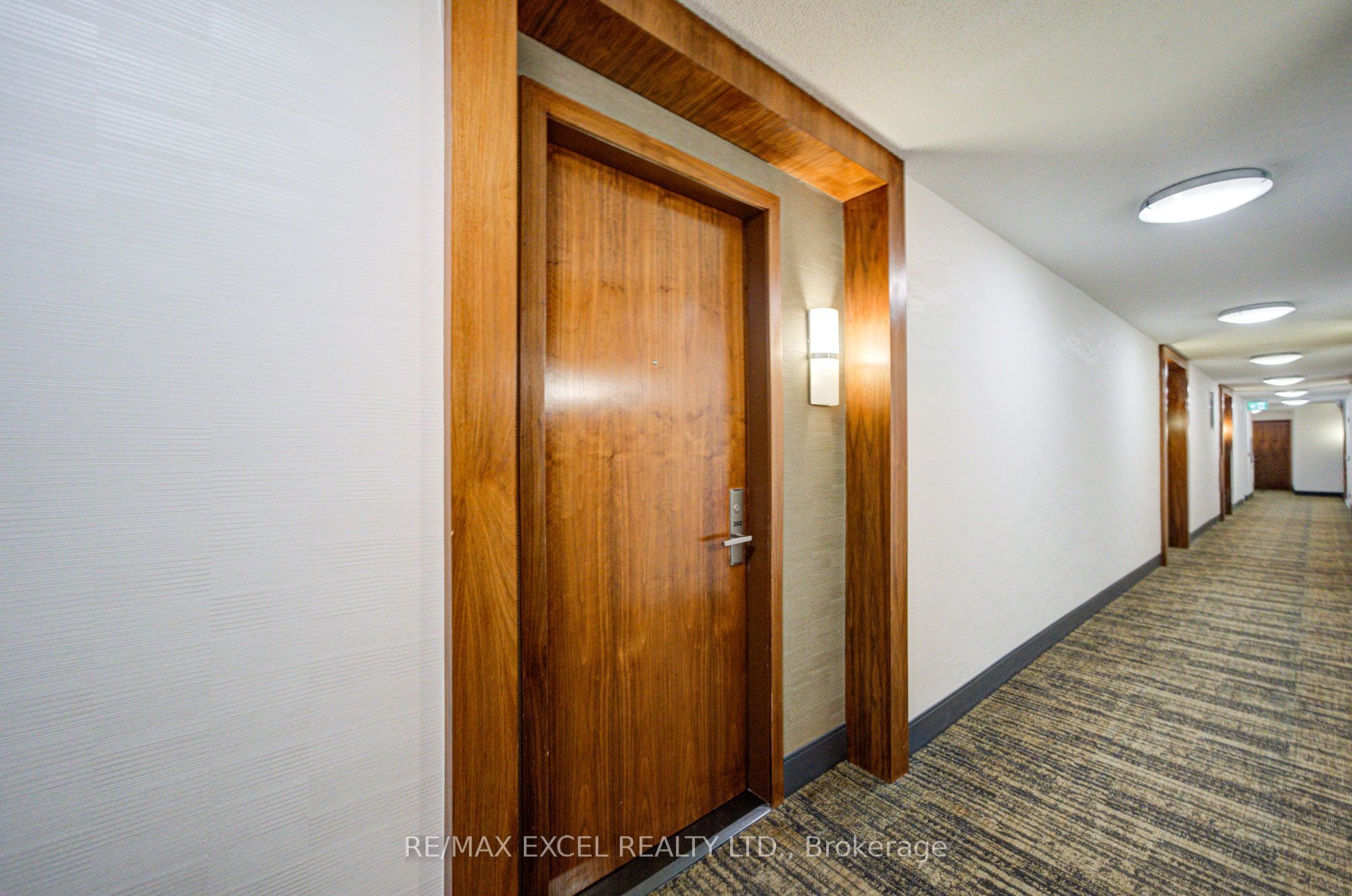 37 Galleria Parkway 202 Property Photo 7