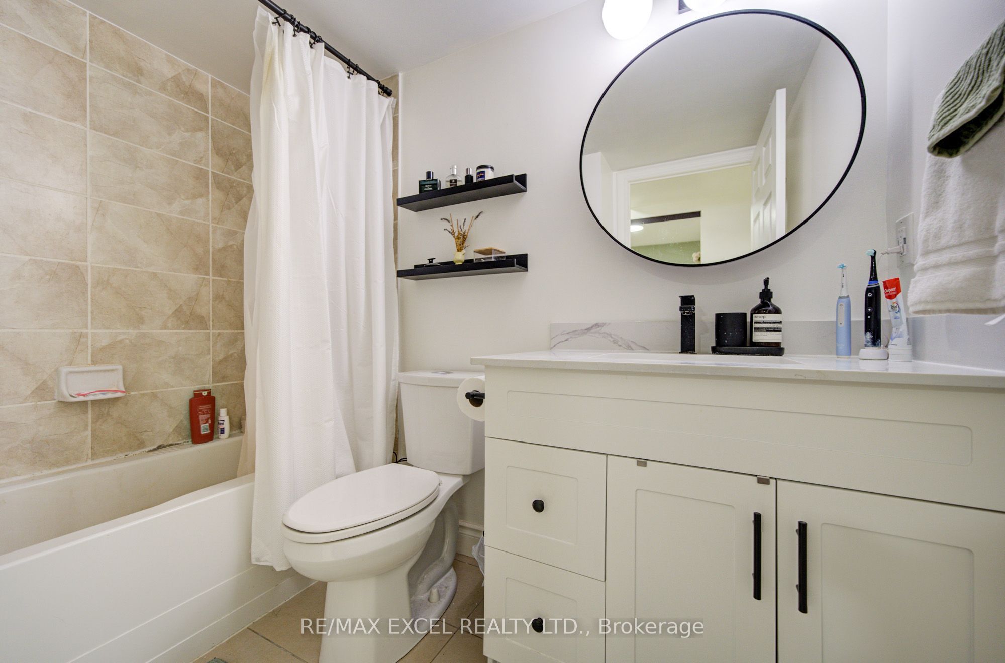 37 Galleria Parkway 202 Property Photo 15