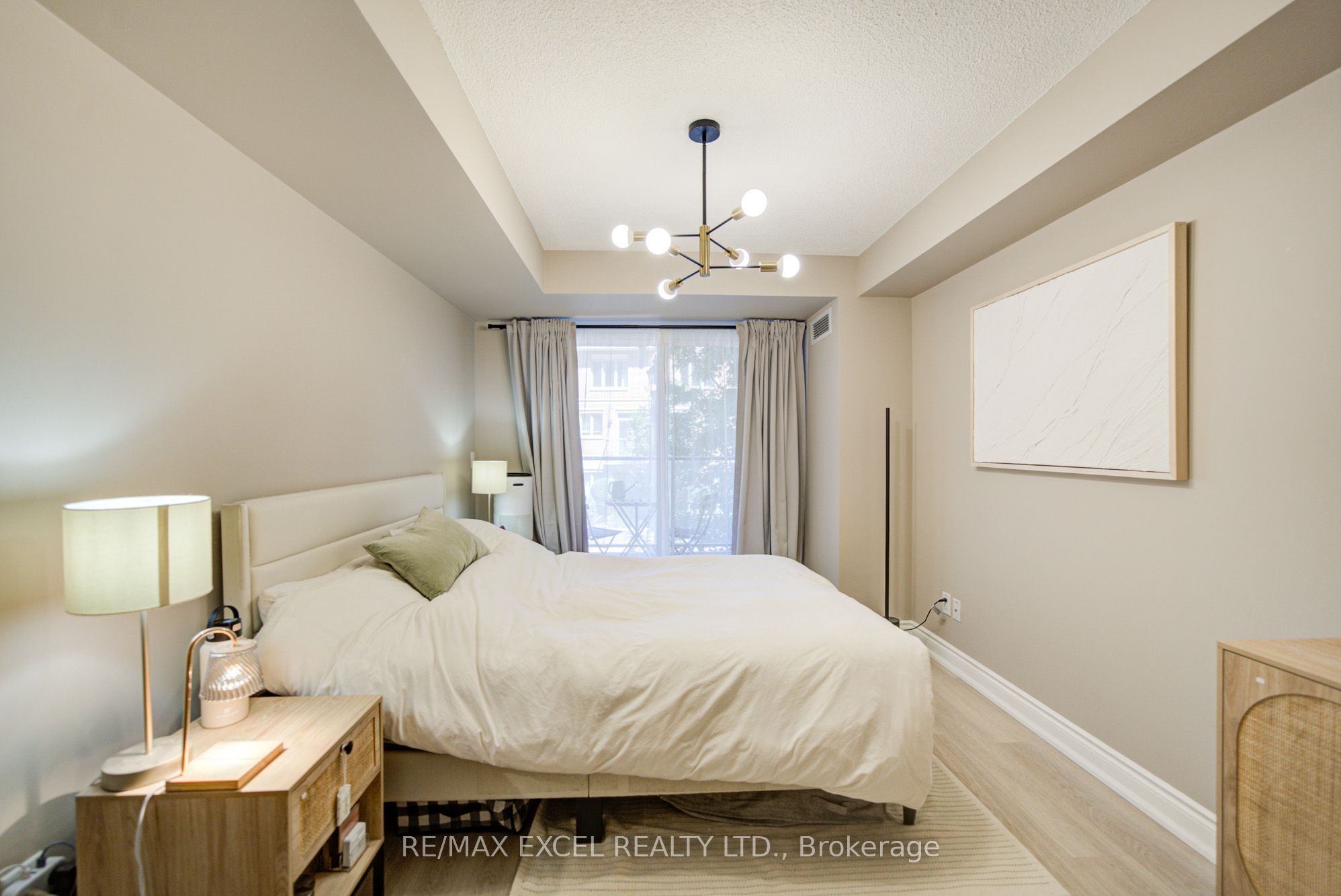 37 Galleria Parkway 202 Property Photo 33