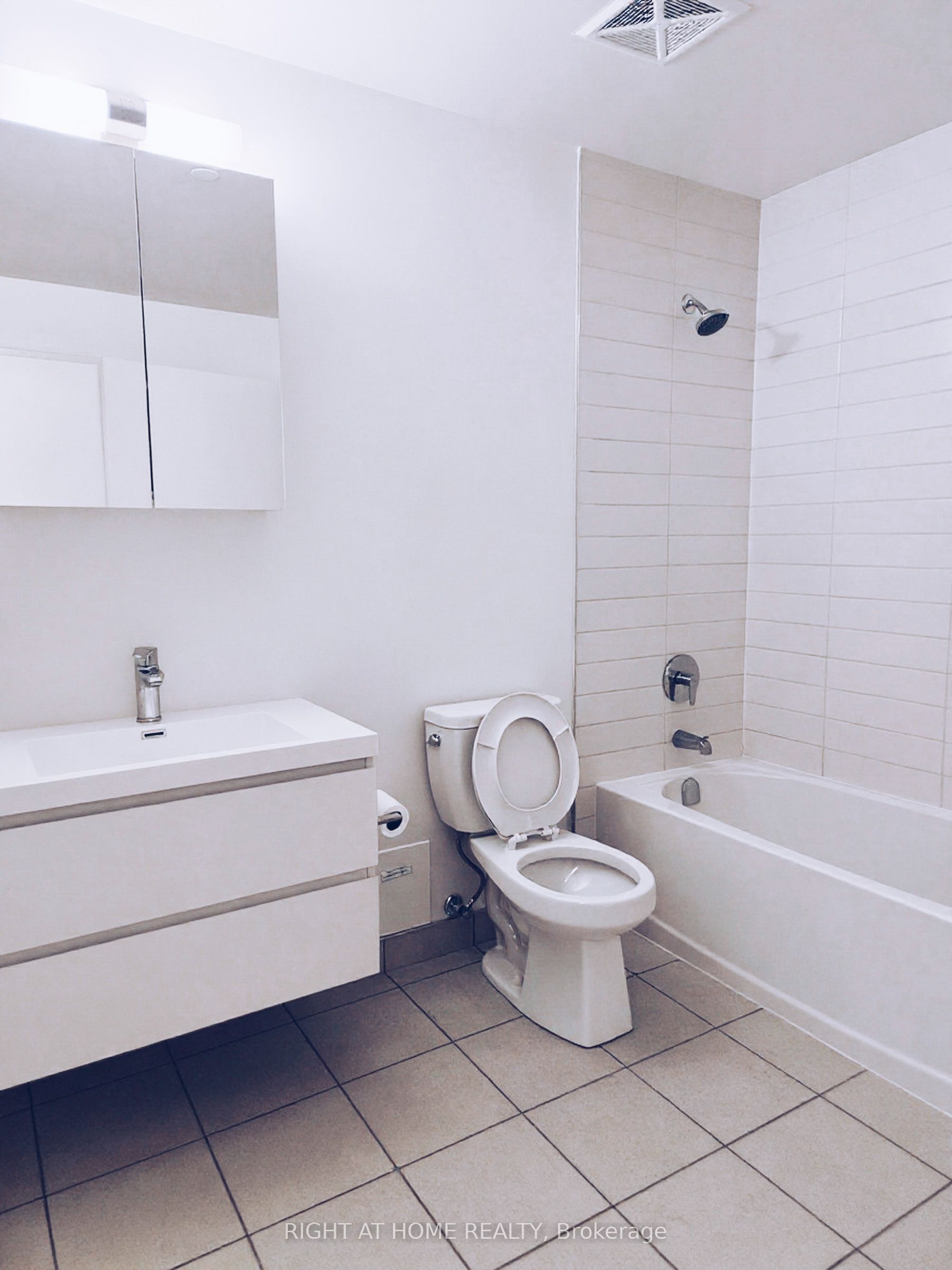 292 Verdale Crossing 1101b Property Photo 6