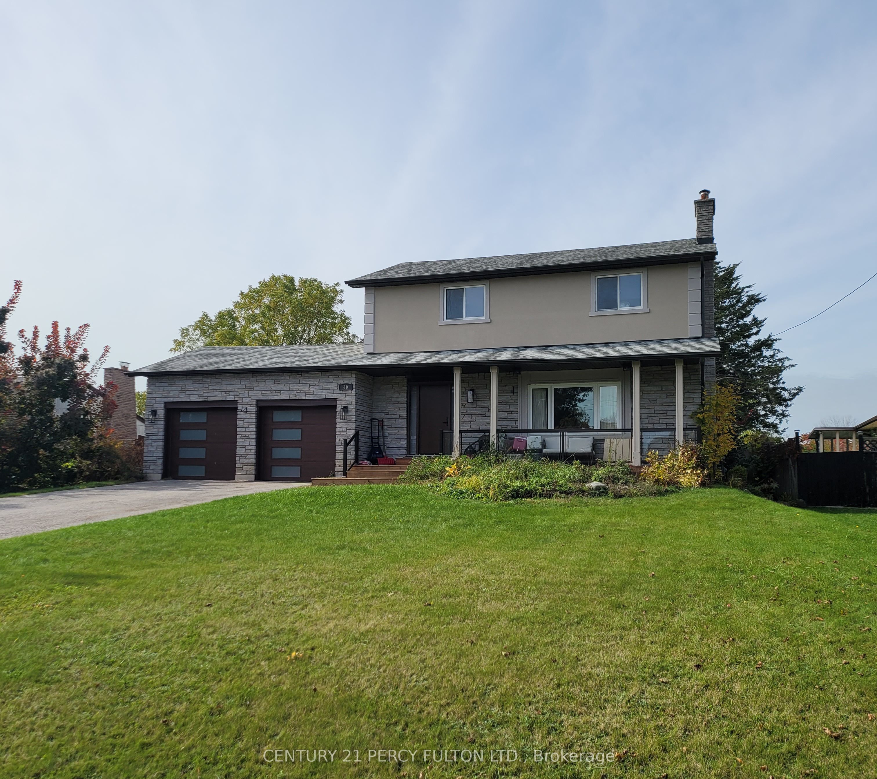 40 Macnaughton Drive Property Photo 1