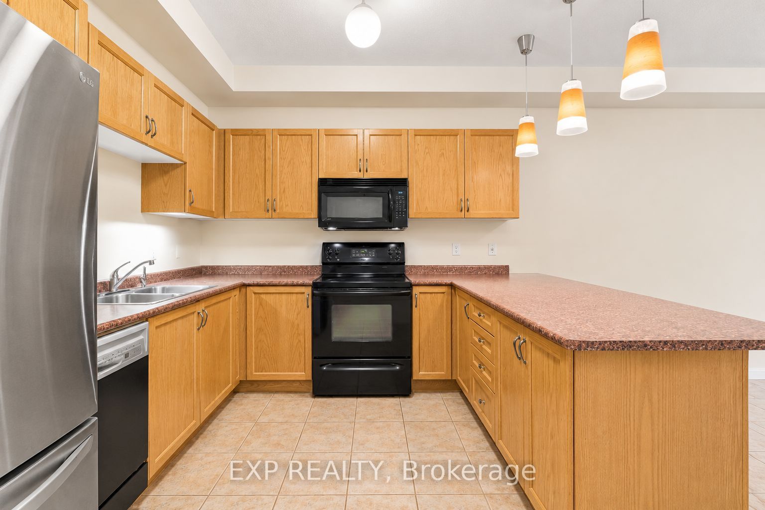 42 Kaitlin Drive Property Photo 23