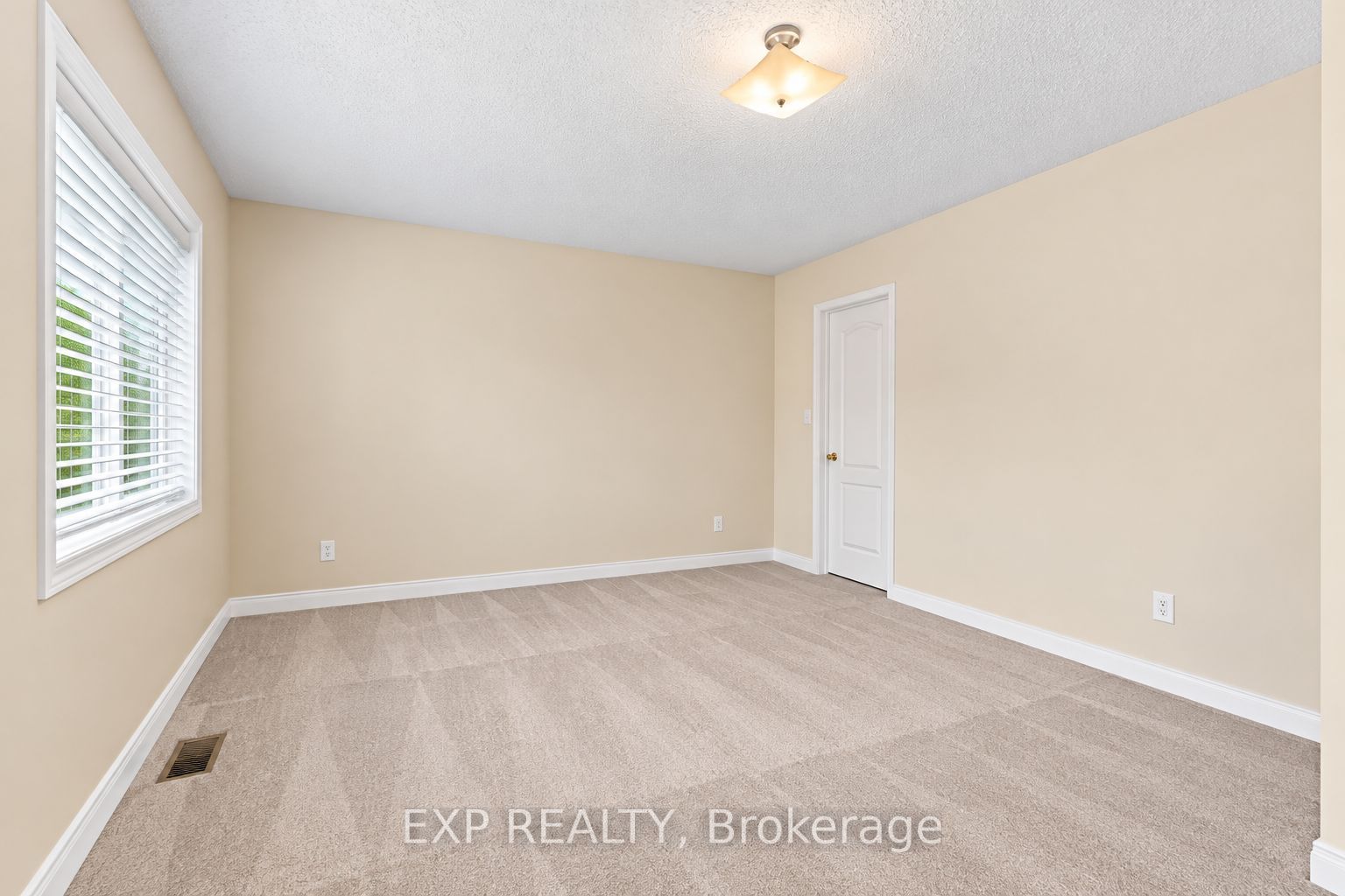 42 Kaitlin Drive Property Photo 32