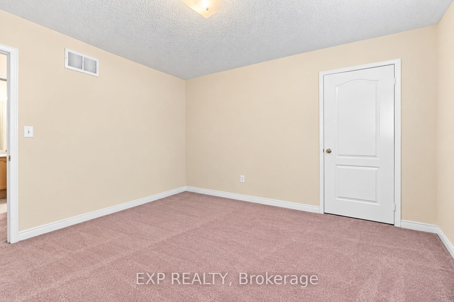42 Kaitlin Drive Property Photo 38