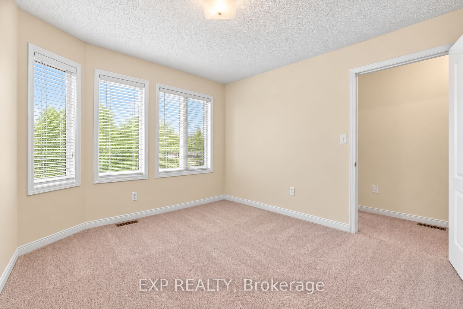 42 Kaitlin Drive Property Photo 40