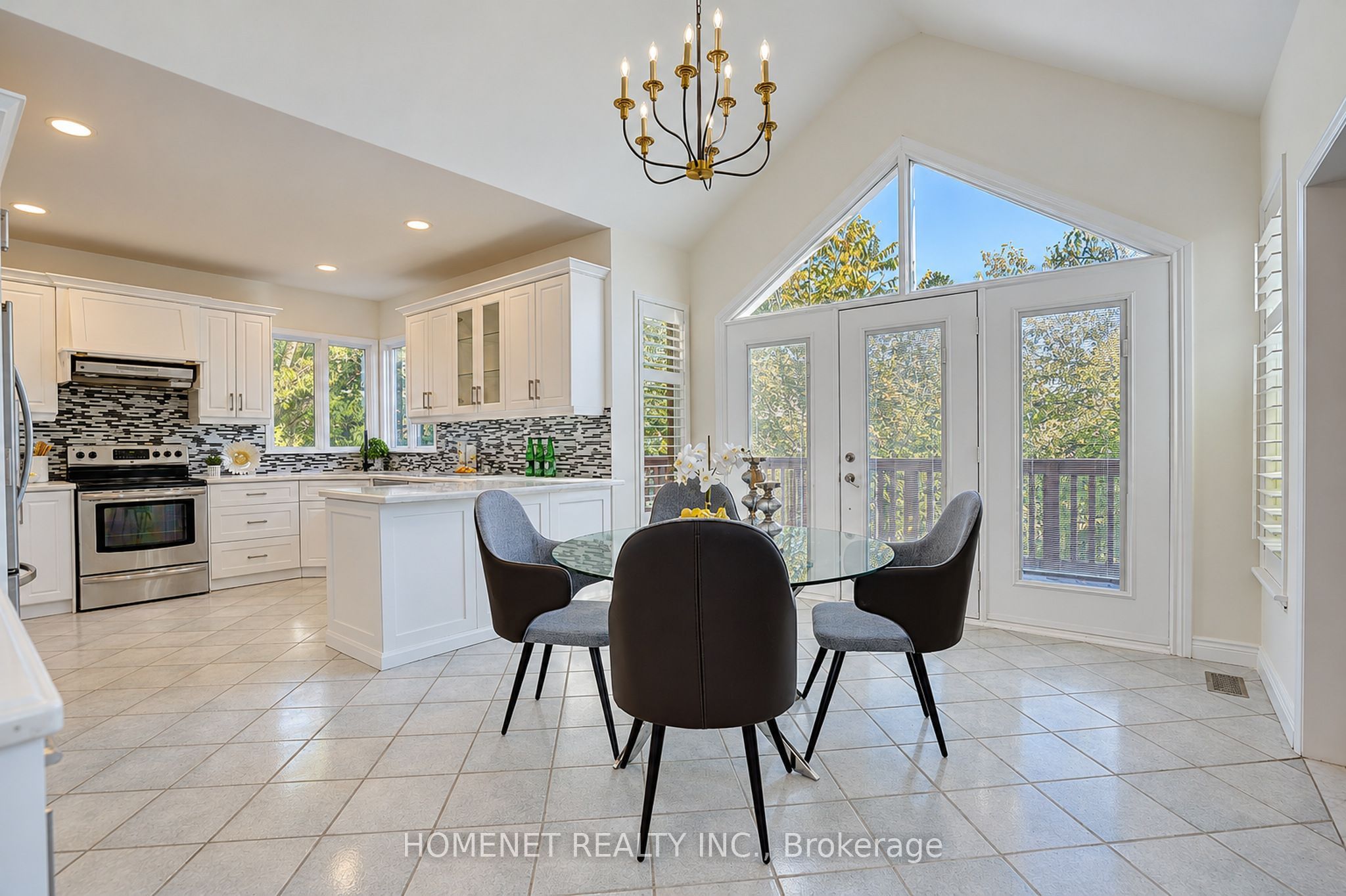 529 Carlton Road Property Photo 6
