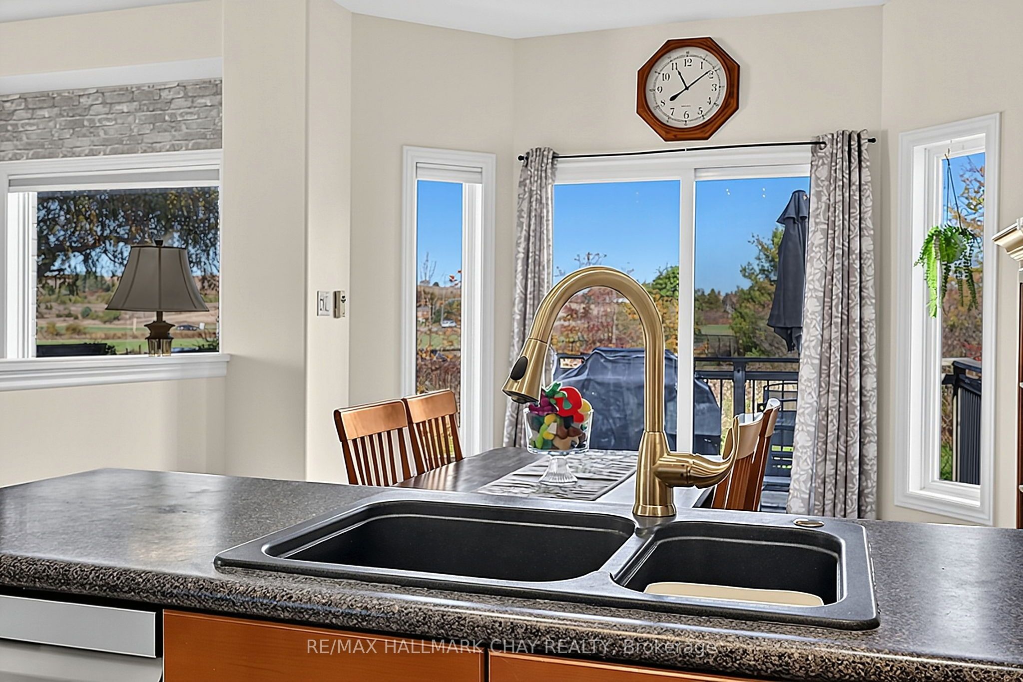 2 Shephard Avenue Property Photo 11