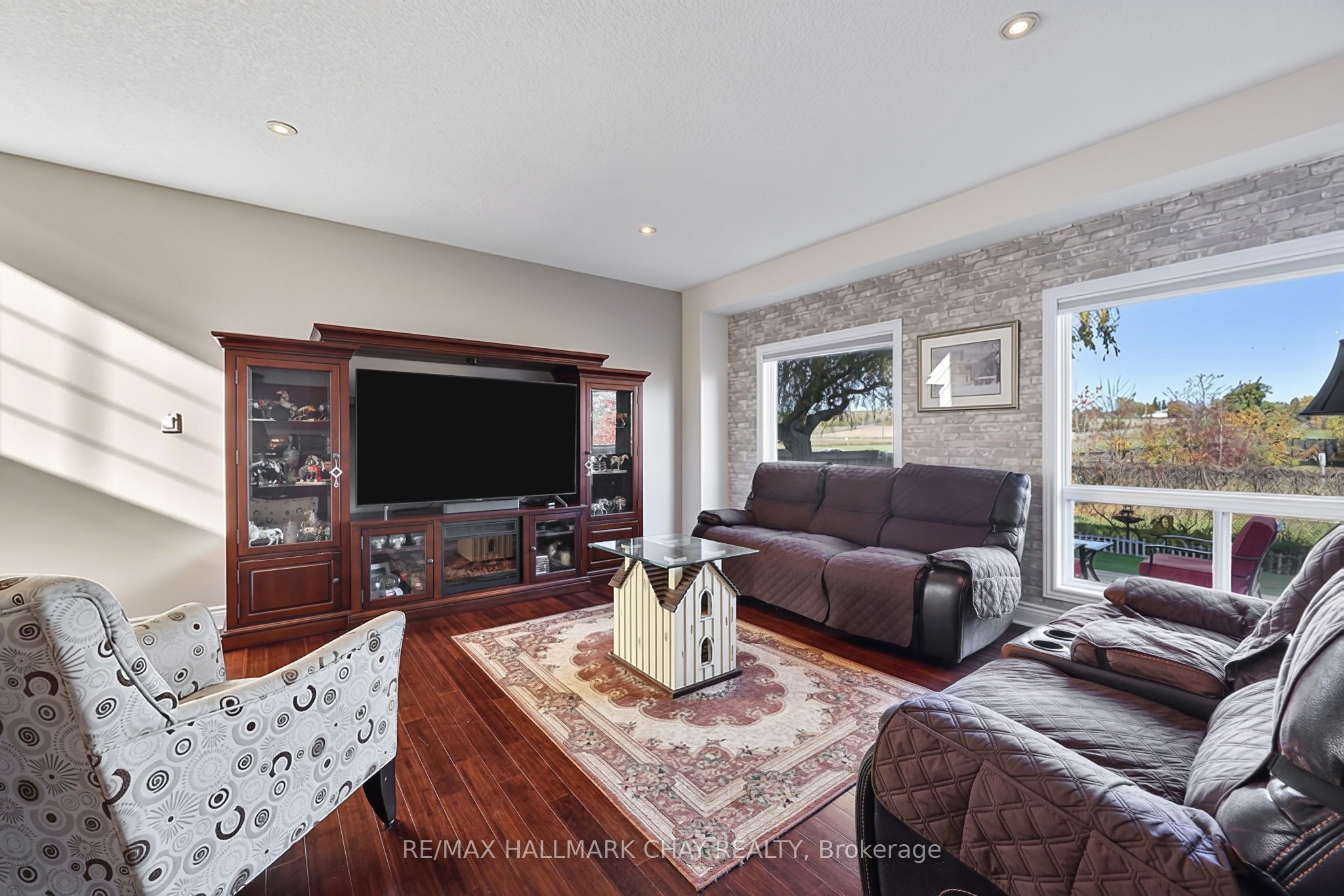 2 Shephard Avenue Property Photo 13