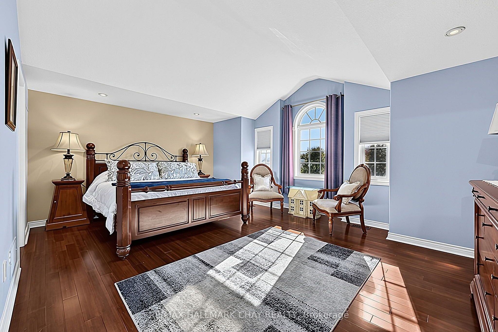 2 Shephard Avenue Property Photo 20