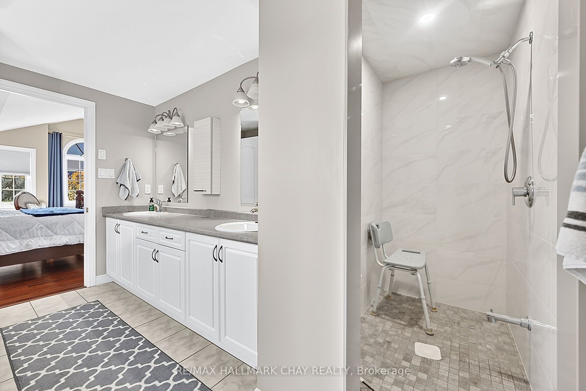 2 Shephard Avenue Property Photo 25