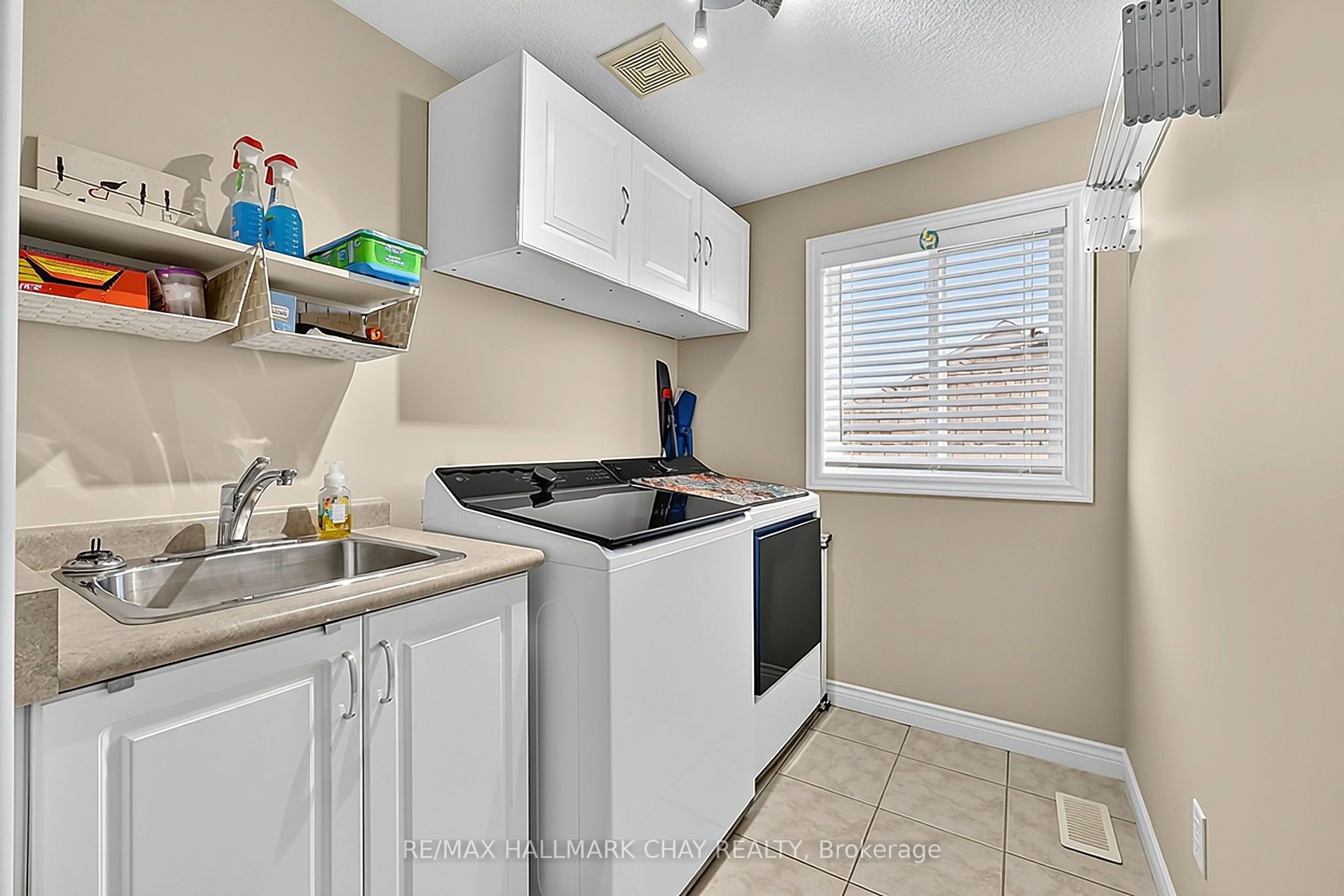 2 Shephard Avenue Property Photo 30