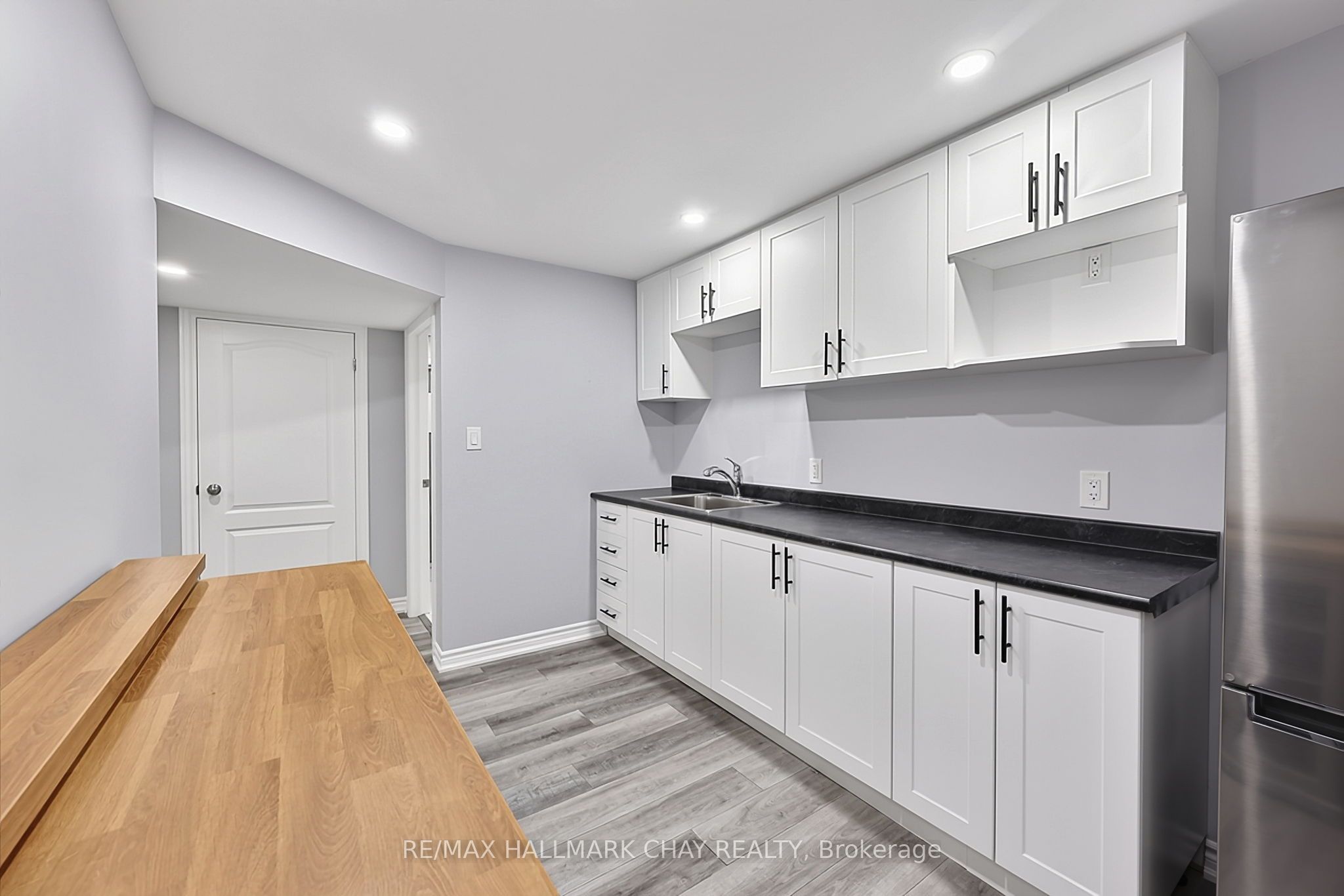 2 Shephard Avenue Property Photo 34