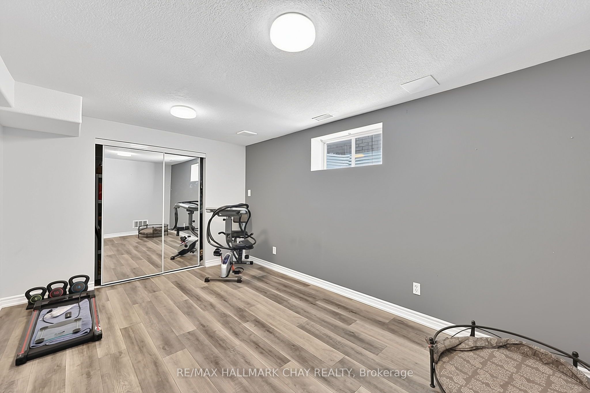 2 Shephard Avenue Property Photo 35