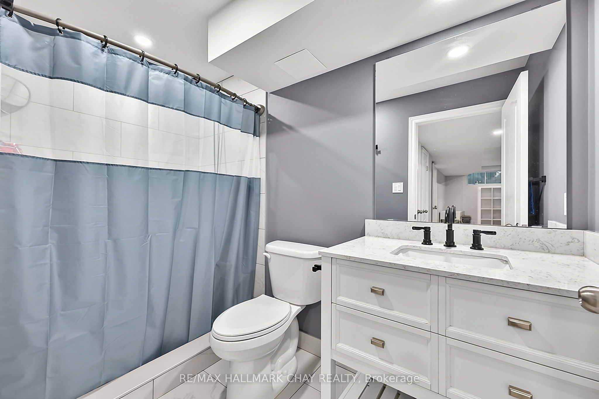 2 Shephard Avenue Property Photo 37